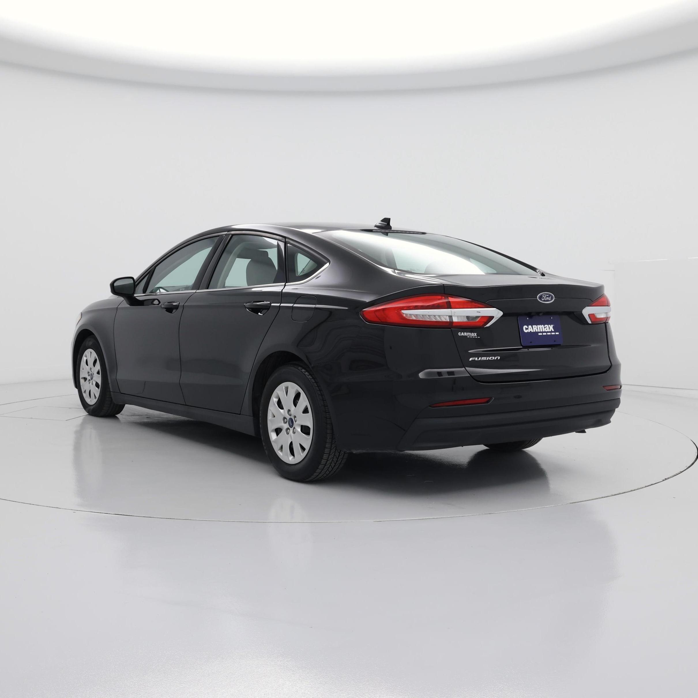 Thumbnail: 2020 Ford Fusion - 2
