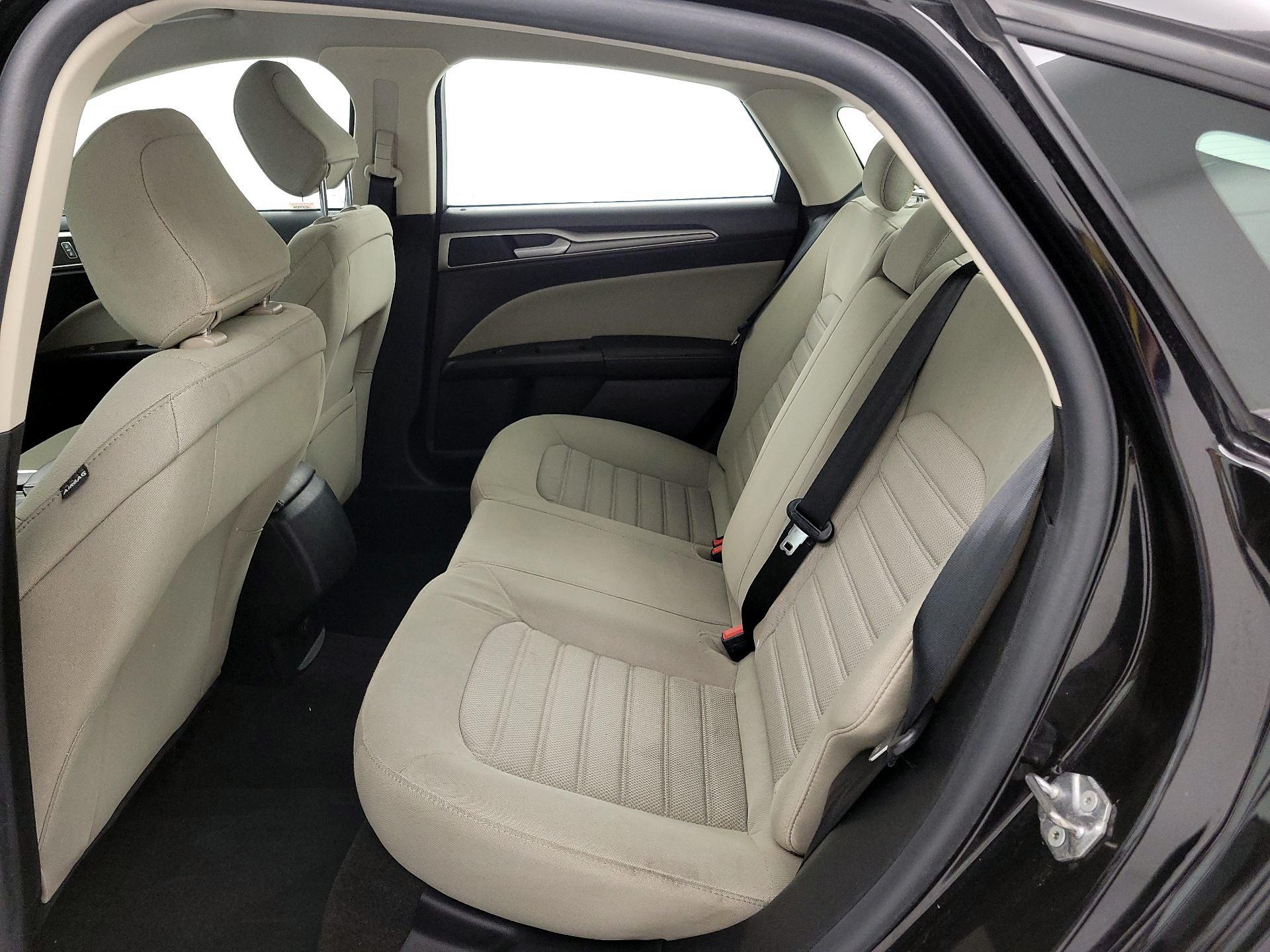 Thumbnail: 2020 Ford Fusion - 20