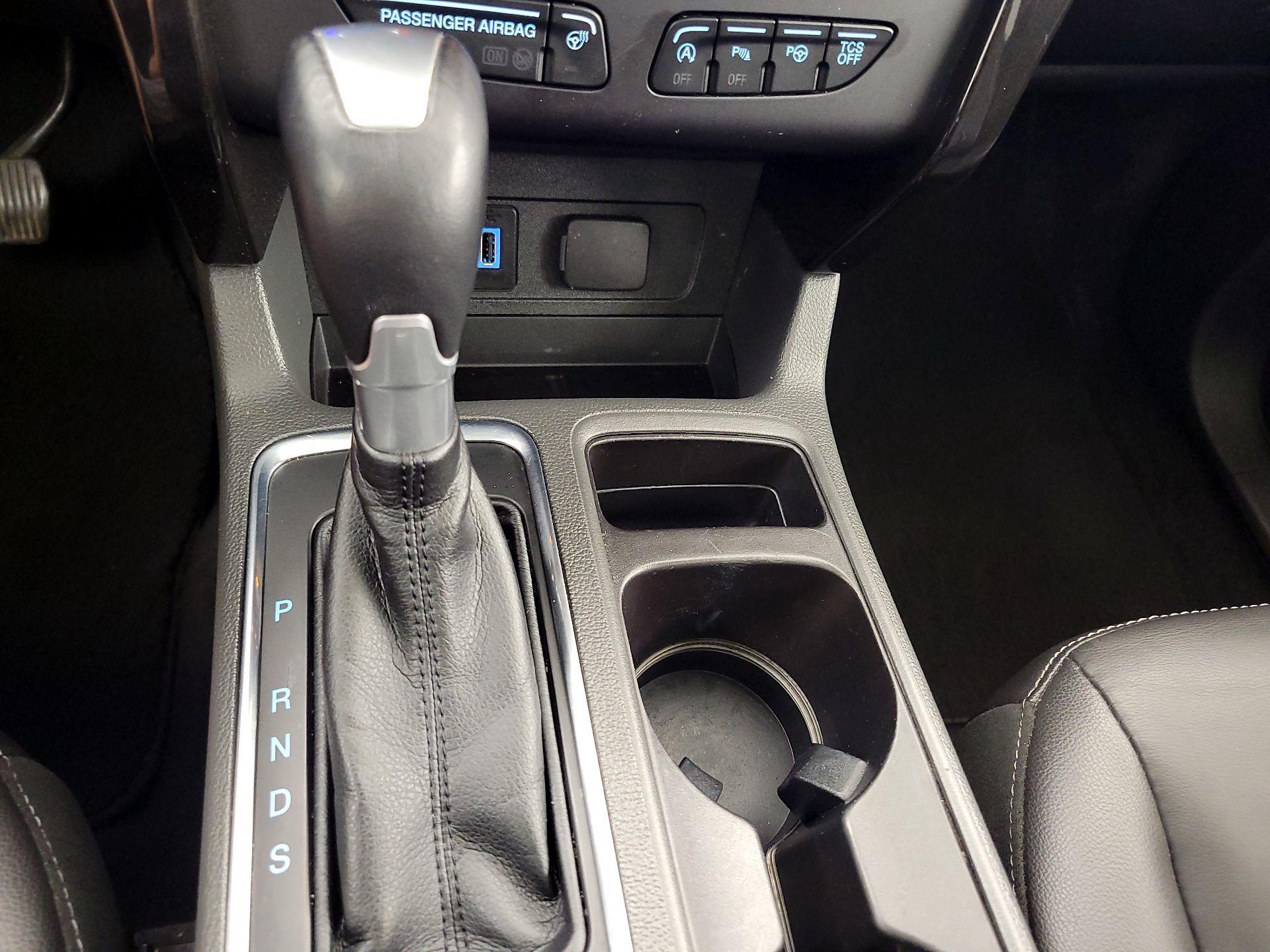 Thumbnail: 2017 Ford Escape - 18