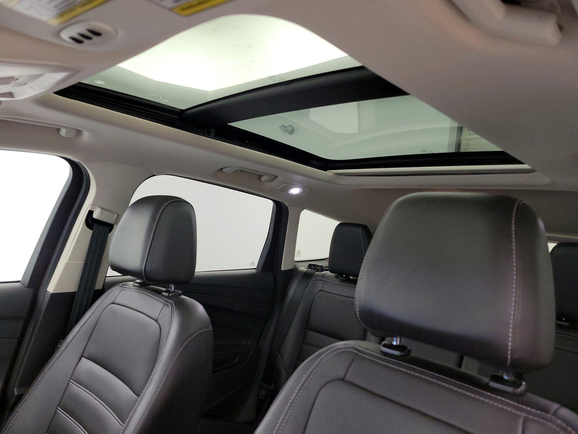 Thumbnail: 2017 Ford Escape - 20