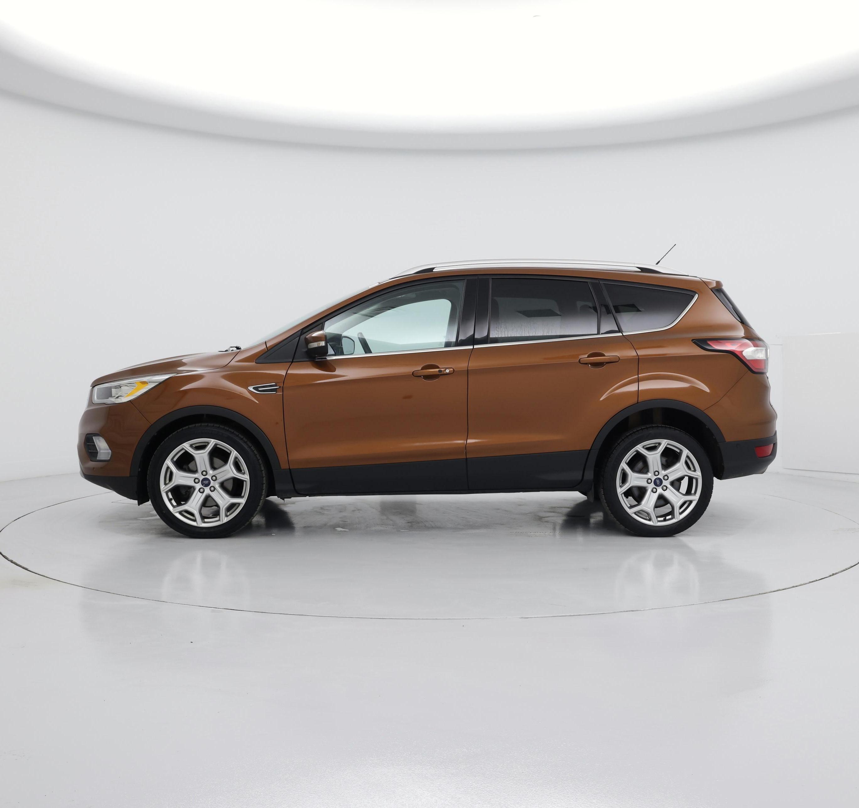 Thumbnail: 2017 Ford Escape - 3