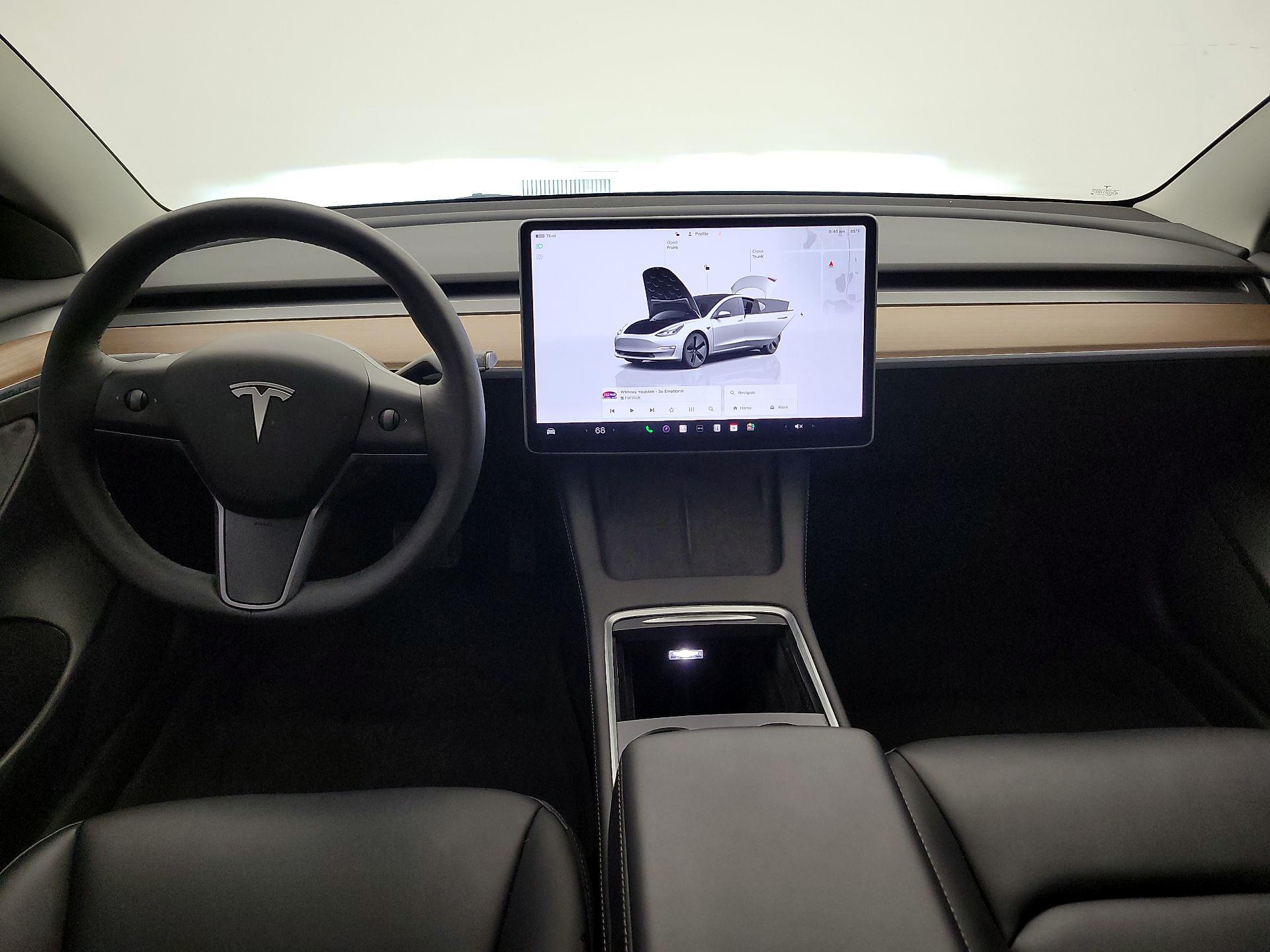 Thumbnail: 2023 Tesla Model 3 - 9