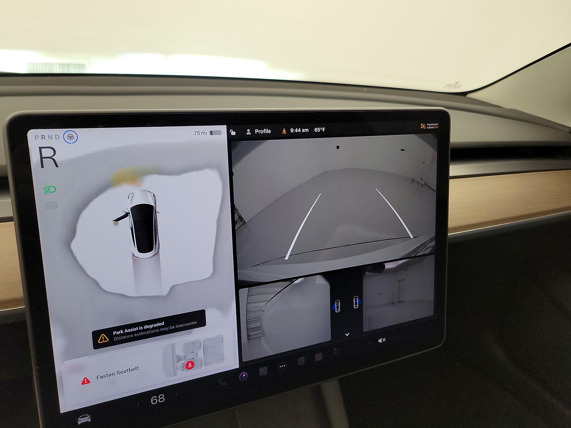 Thumbnail: 2023 Tesla Model 3 - 14