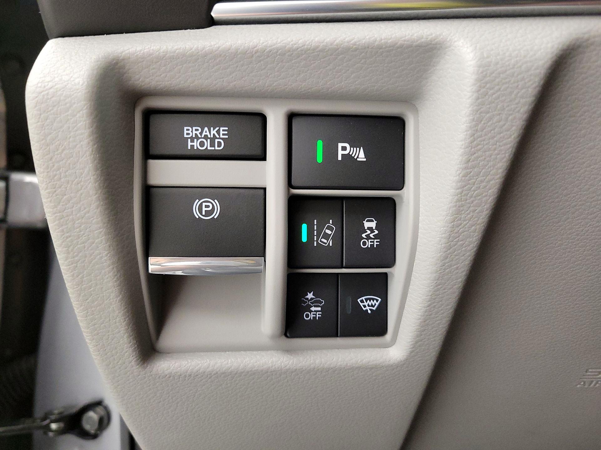 Thumbnail: 2019 Acura MDX - 13