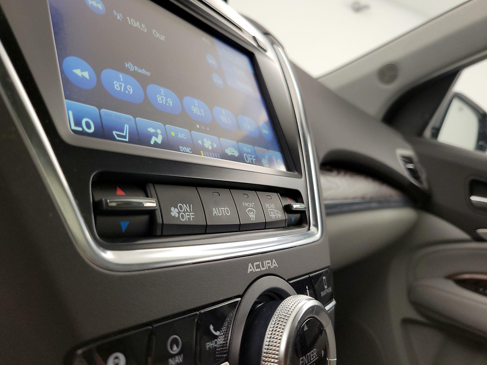 Thumbnail: 2019 Acura MDX - 17