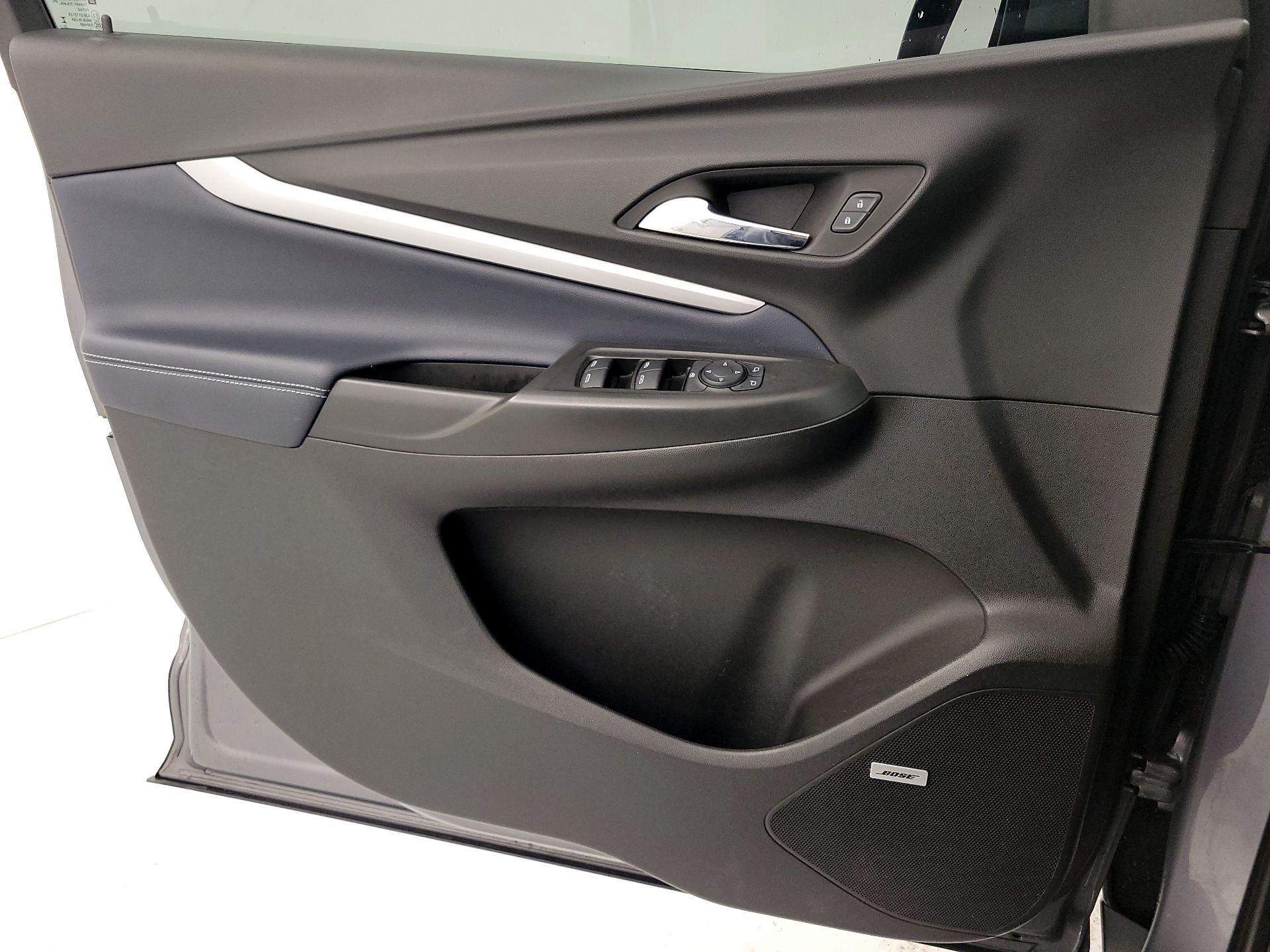 Thumbnail: 2023 Chevrolet Bolt EUV - 12