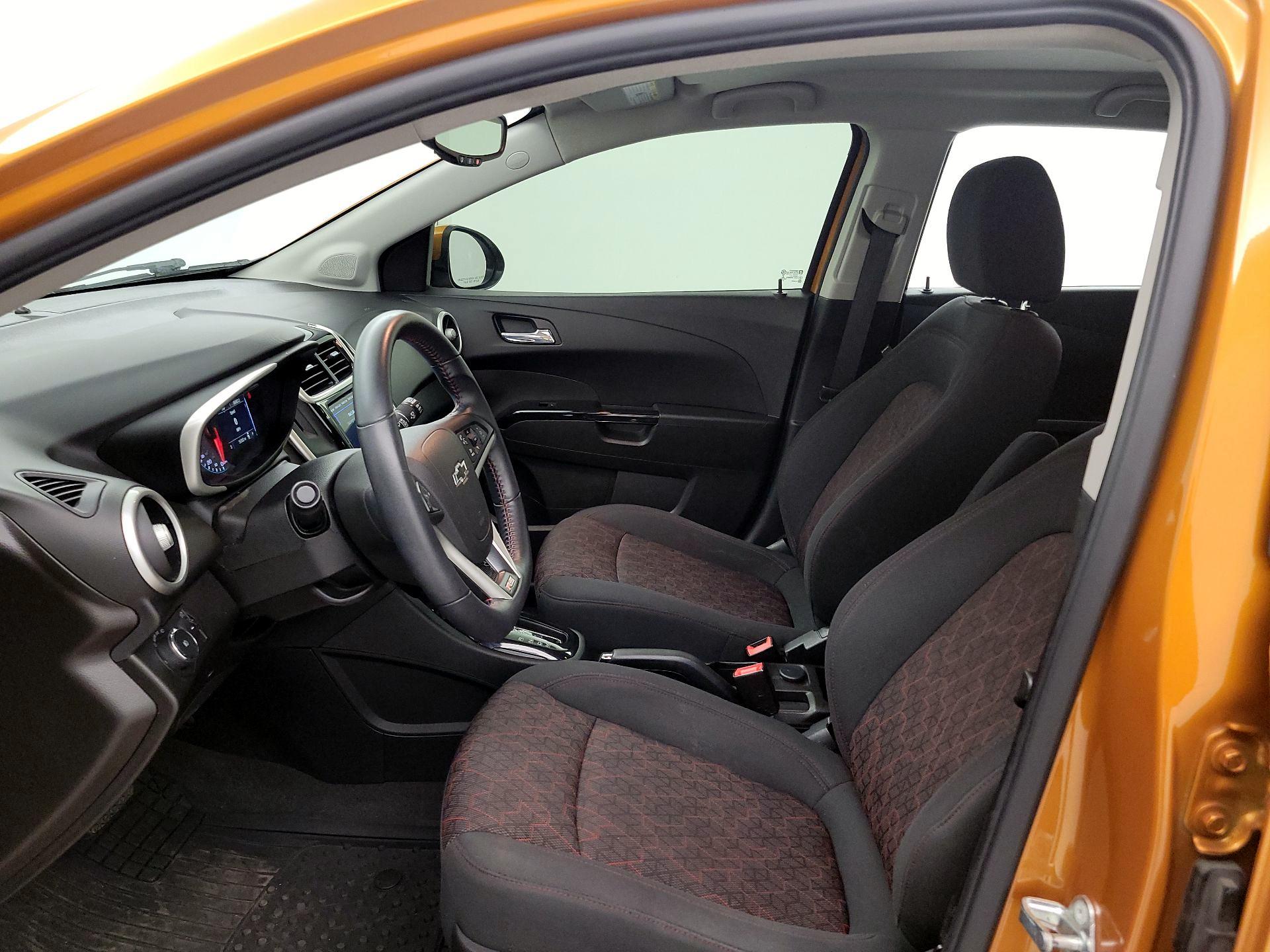 Thumbnail: 2018 Chevrolet Sonic - 11