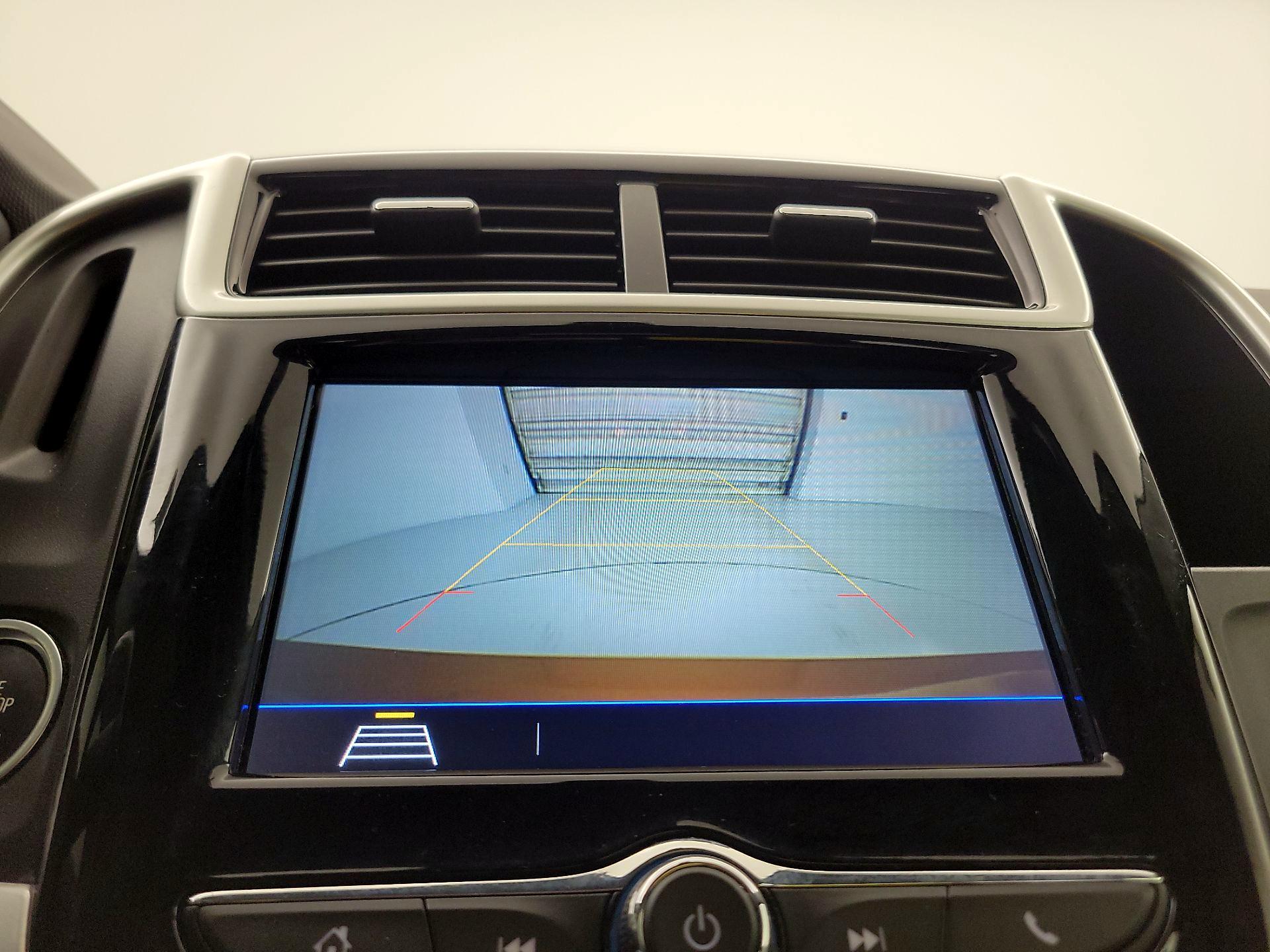 Thumbnail: 2018 Chevrolet Sonic - 14