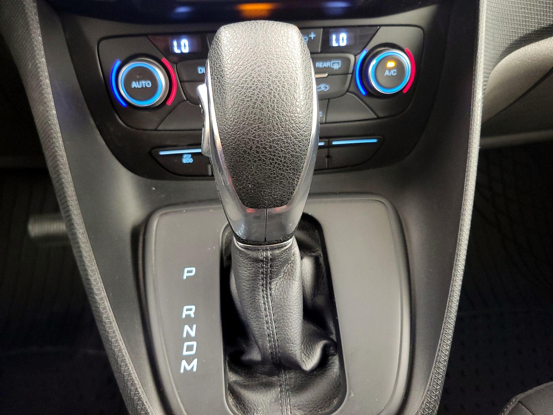 Thumbnail: 2020 Ford Transit Series - 17