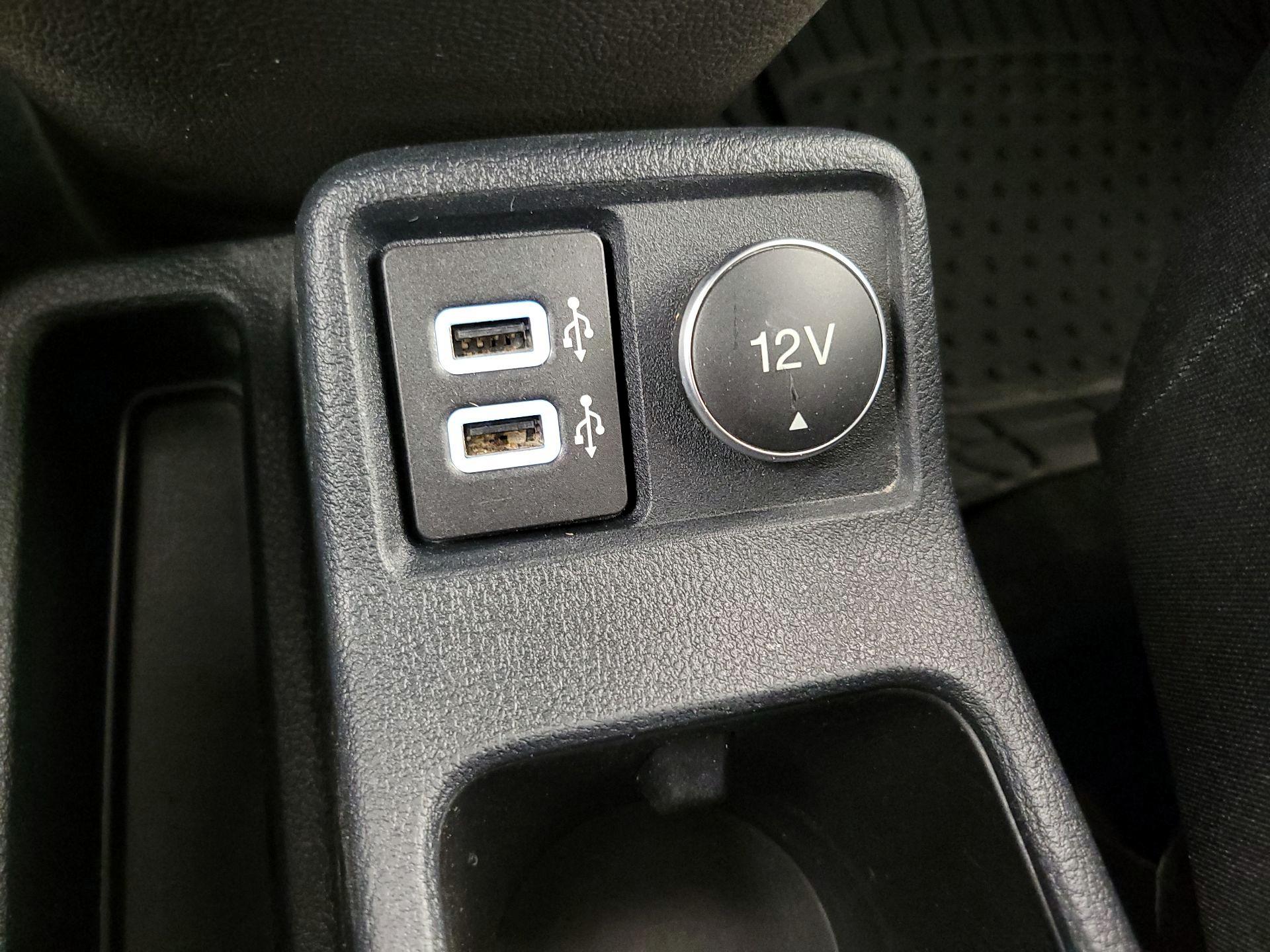 Thumbnail: 2020 Ford Transit Series - 18