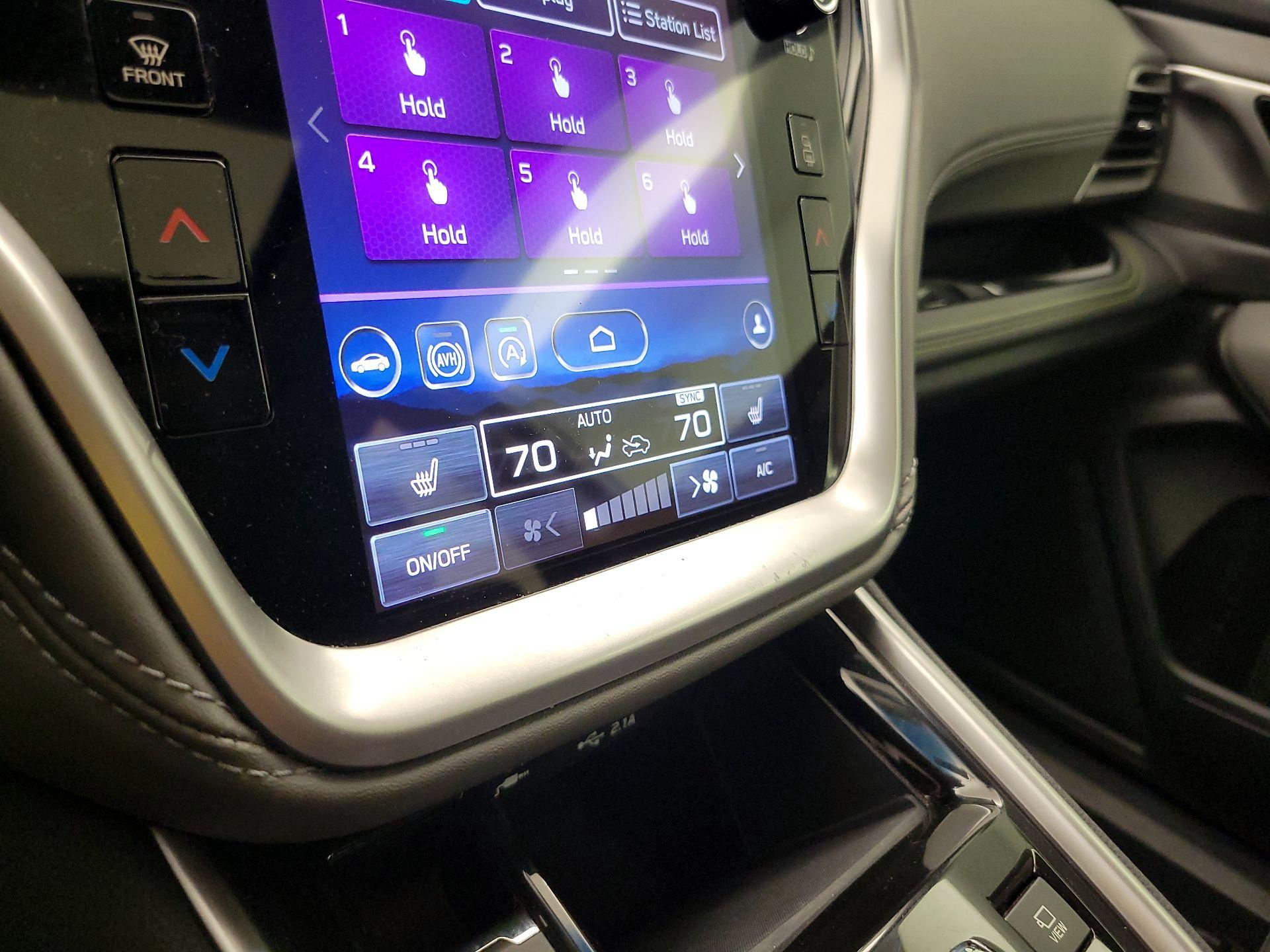 Thumbnail: 2020 Subaru Outback - 17