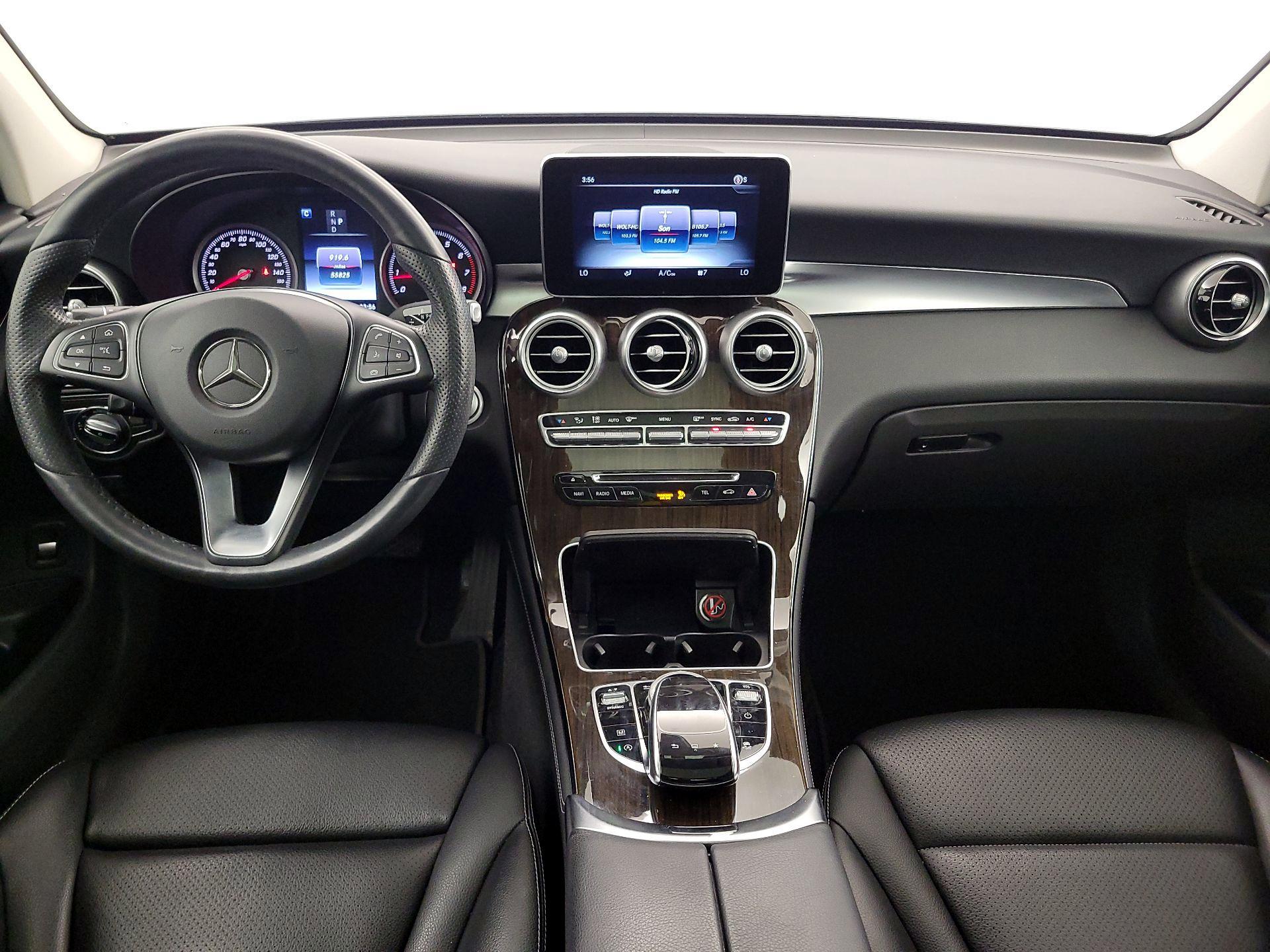Thumbnail: 2016 Mercedes-Benz GLC - 9