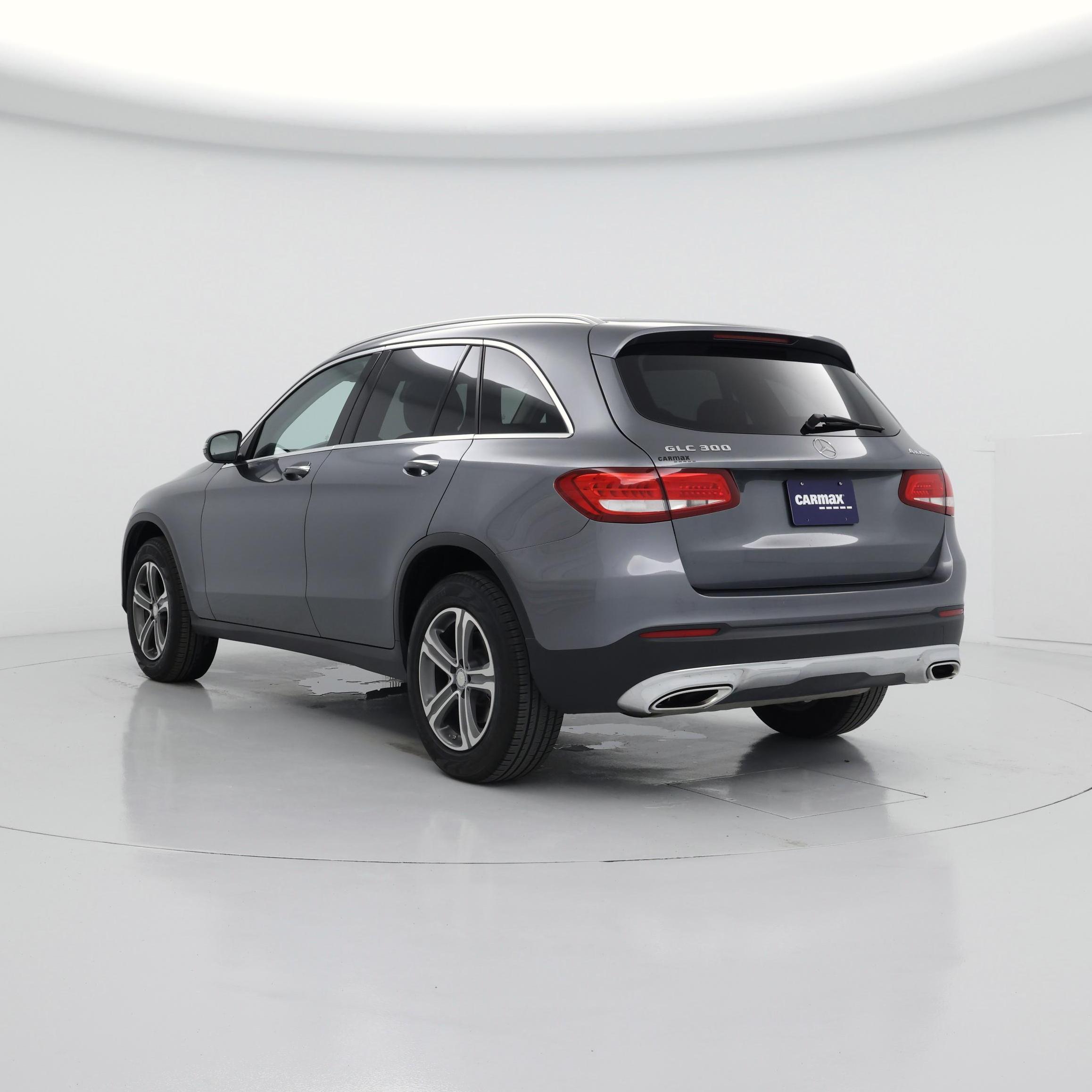 Thumbnail: 2016 Mercedes-Benz GLC - 2