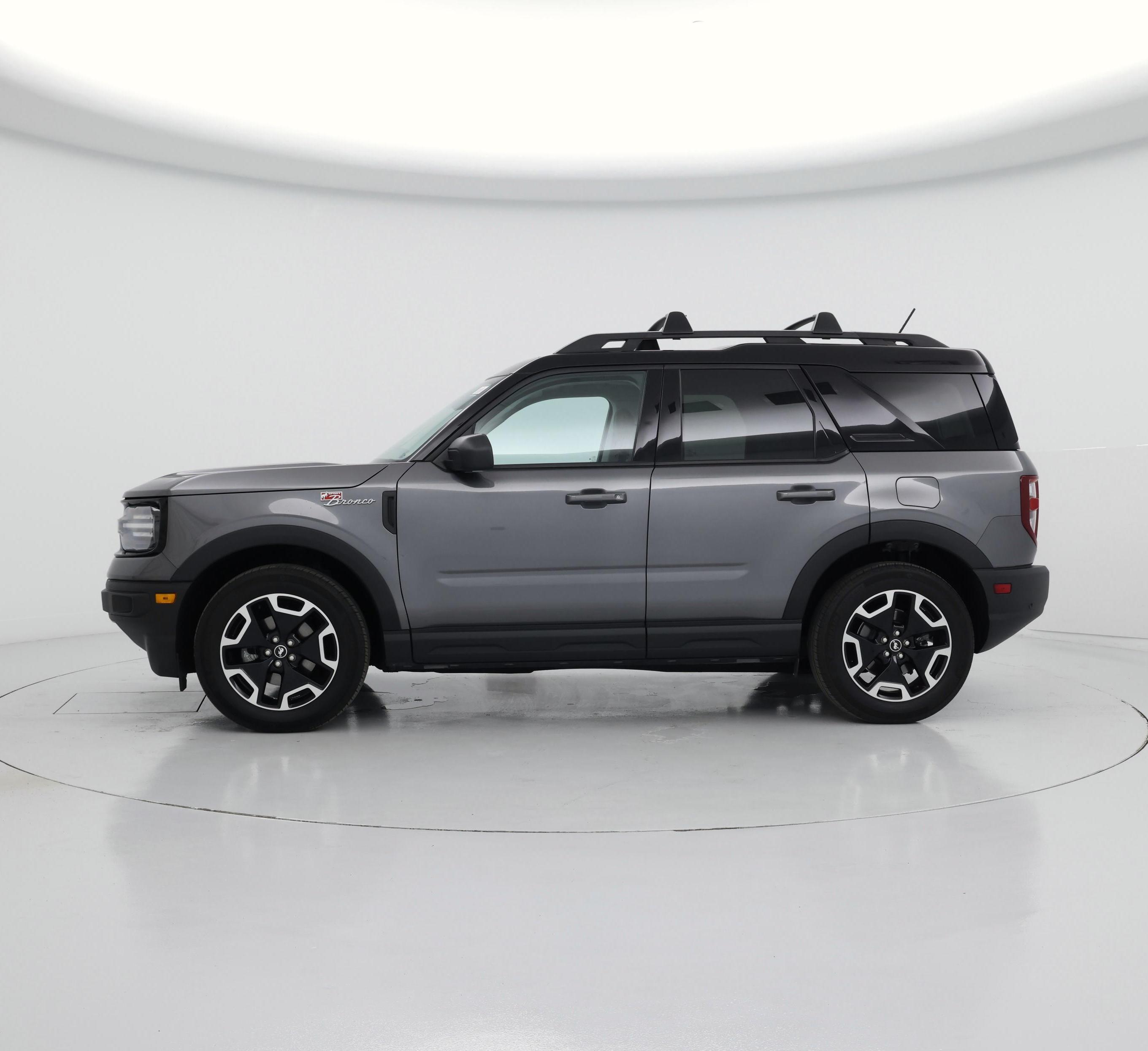 Thumbnail: 2023 Ford Bronco Sport - 3