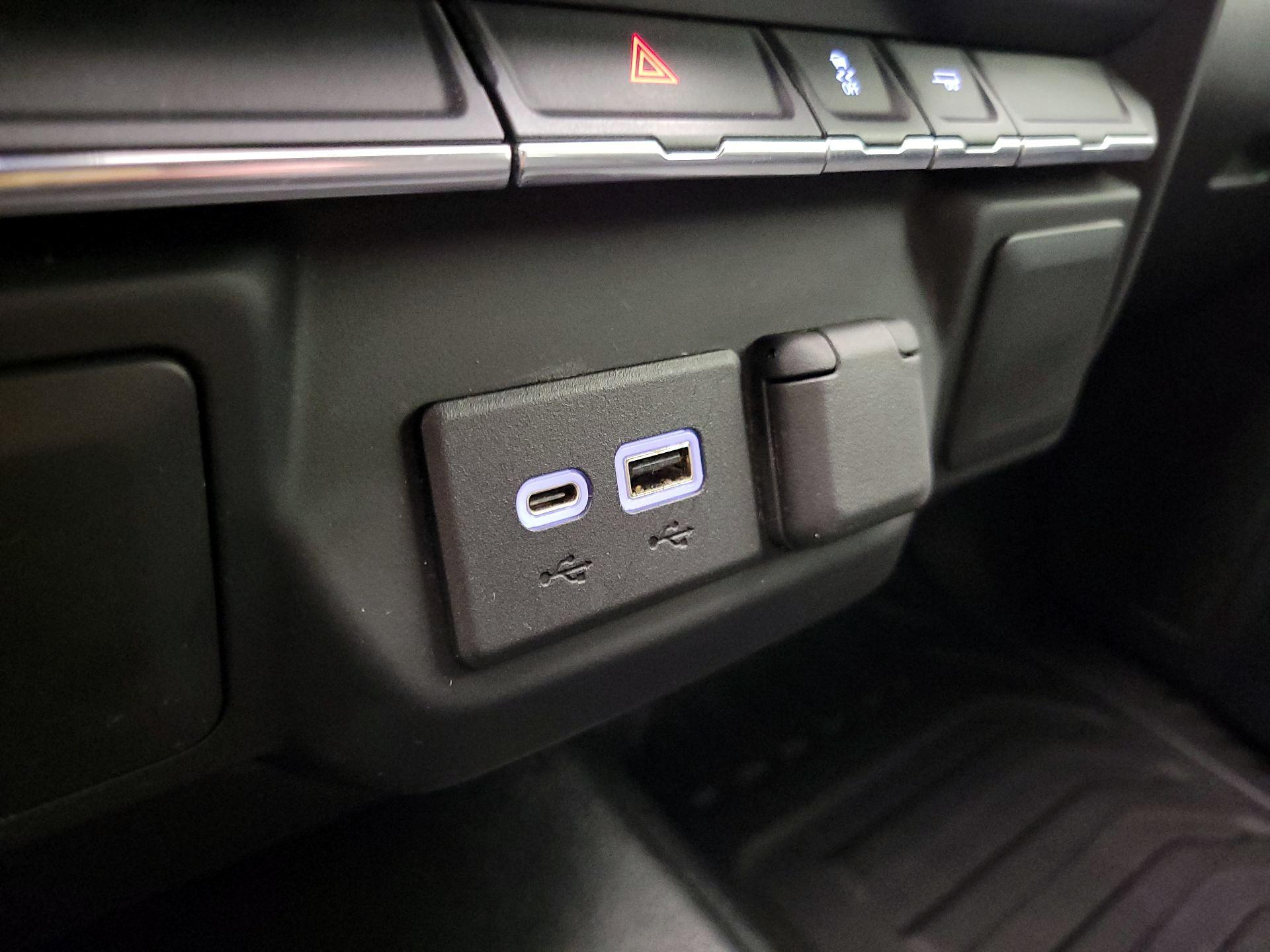 Thumbnail: 2021 GMC Sierra 1500 - 18