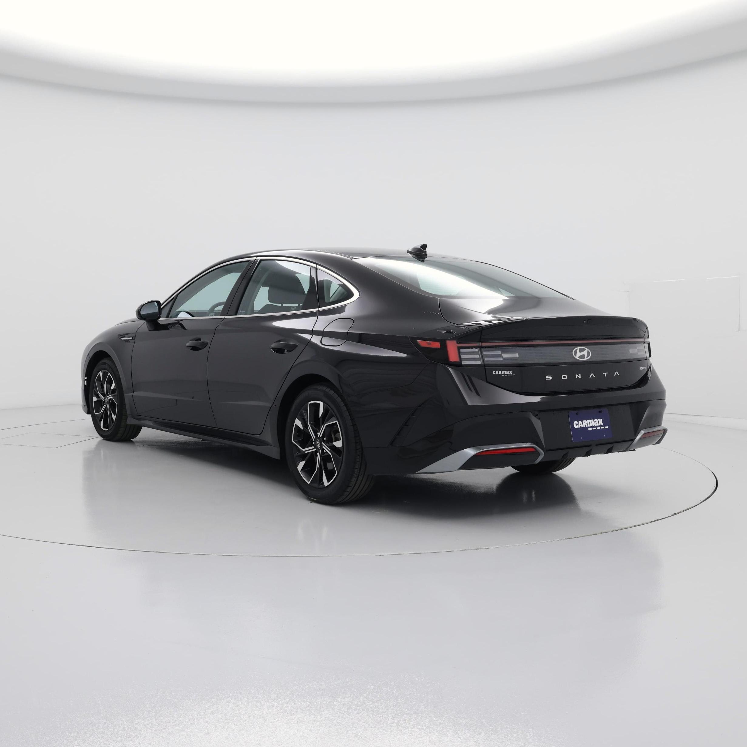 Thumbnail: 2024 Hyundai Sonata - 2