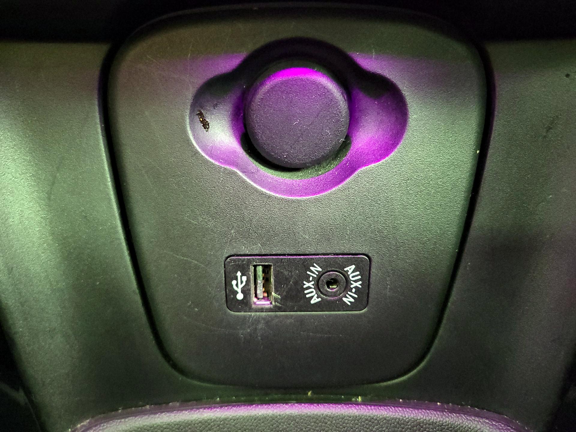 Thumbnail: 2016 MINI Cooper Hardtop - 17