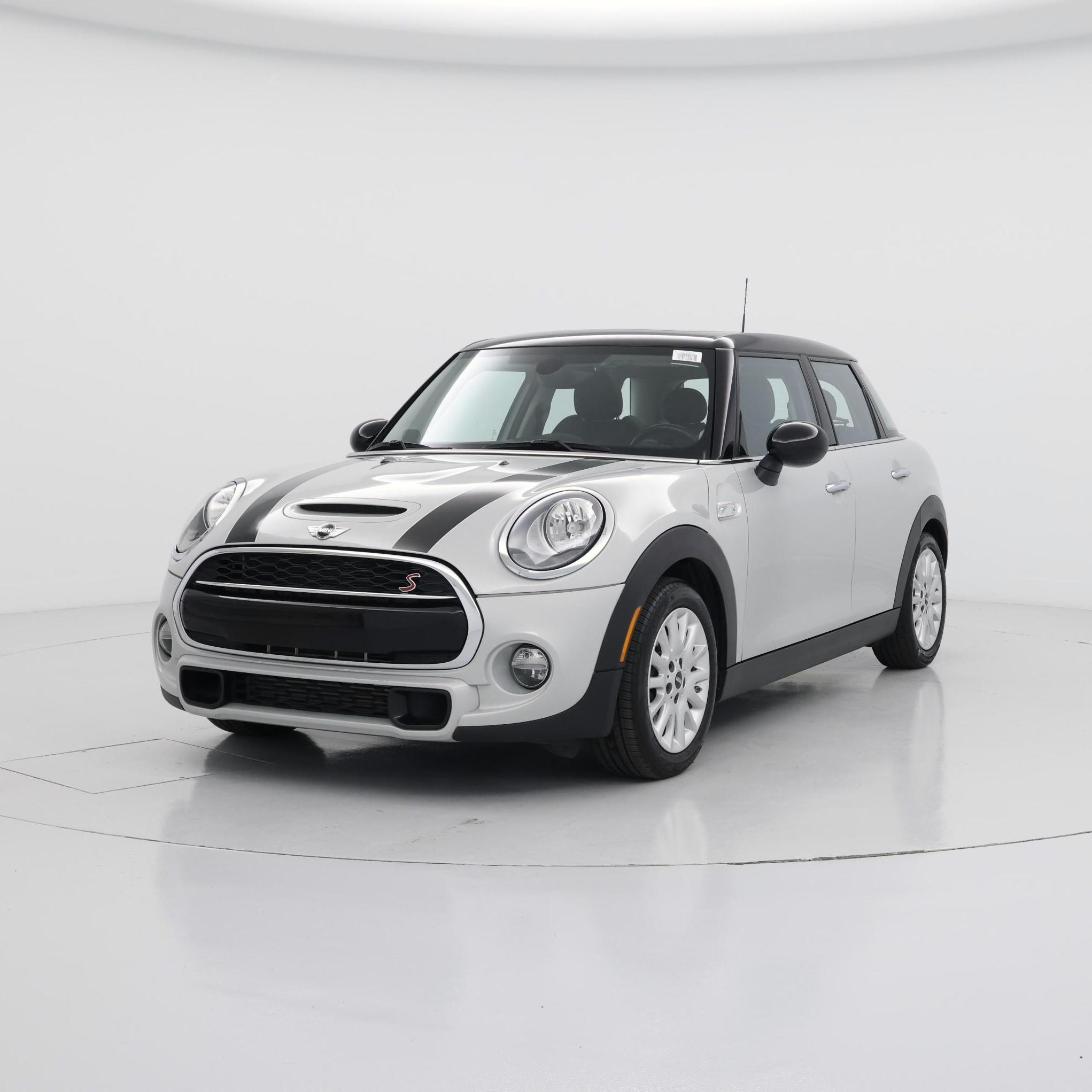 Thumbnail: 2016 MINI Cooper Hardtop - 4