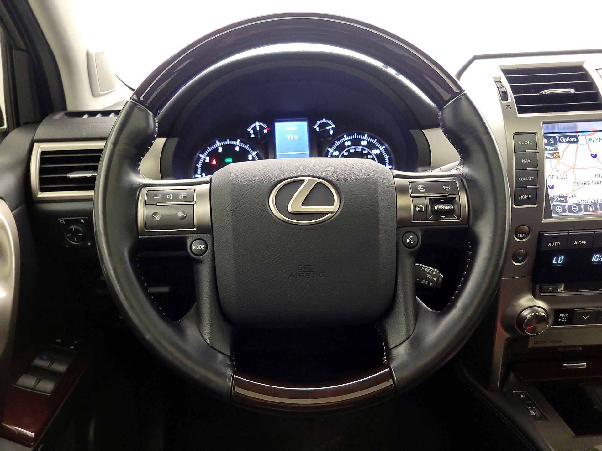Thumbnail: 2019 Lexus GX - 10