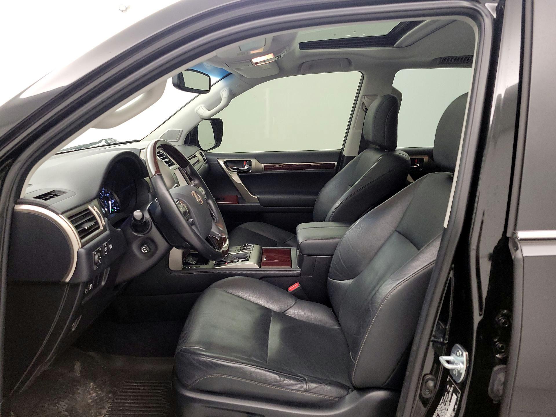 Thumbnail: 2019 Lexus GX - 11