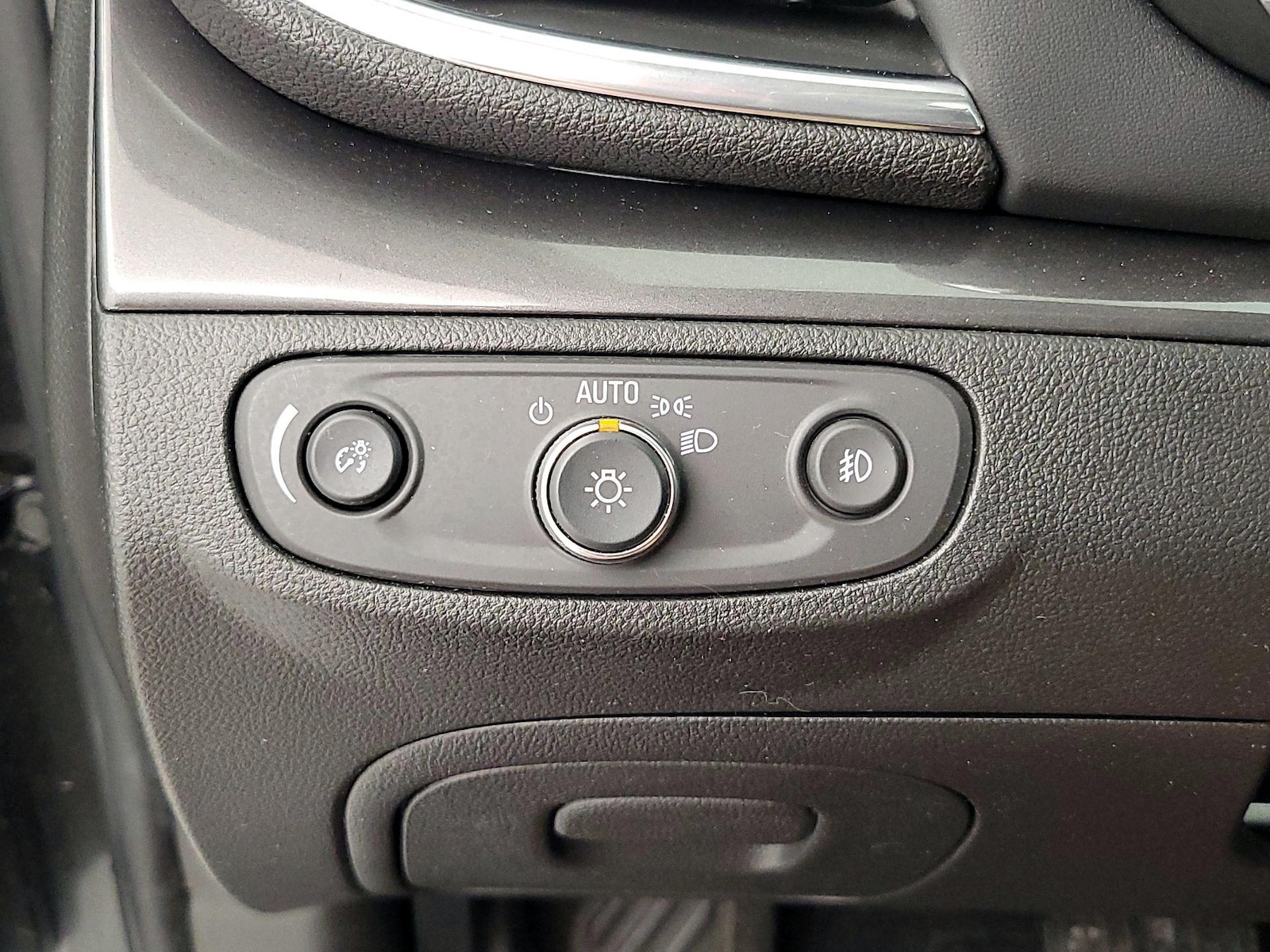 2018 Buick Encore Premium - Photo 14