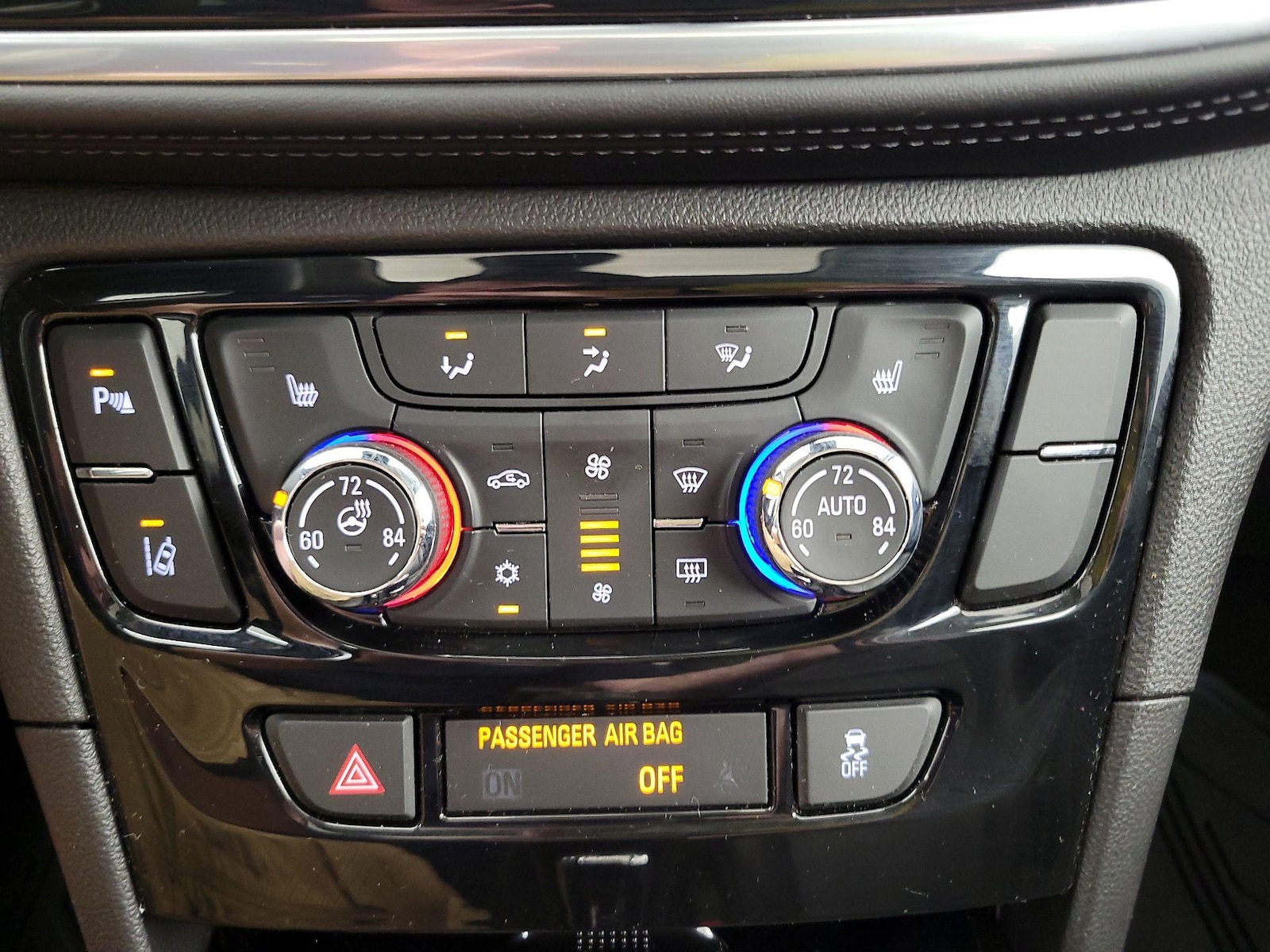 2018 Buick Encore Premium - Photo 18