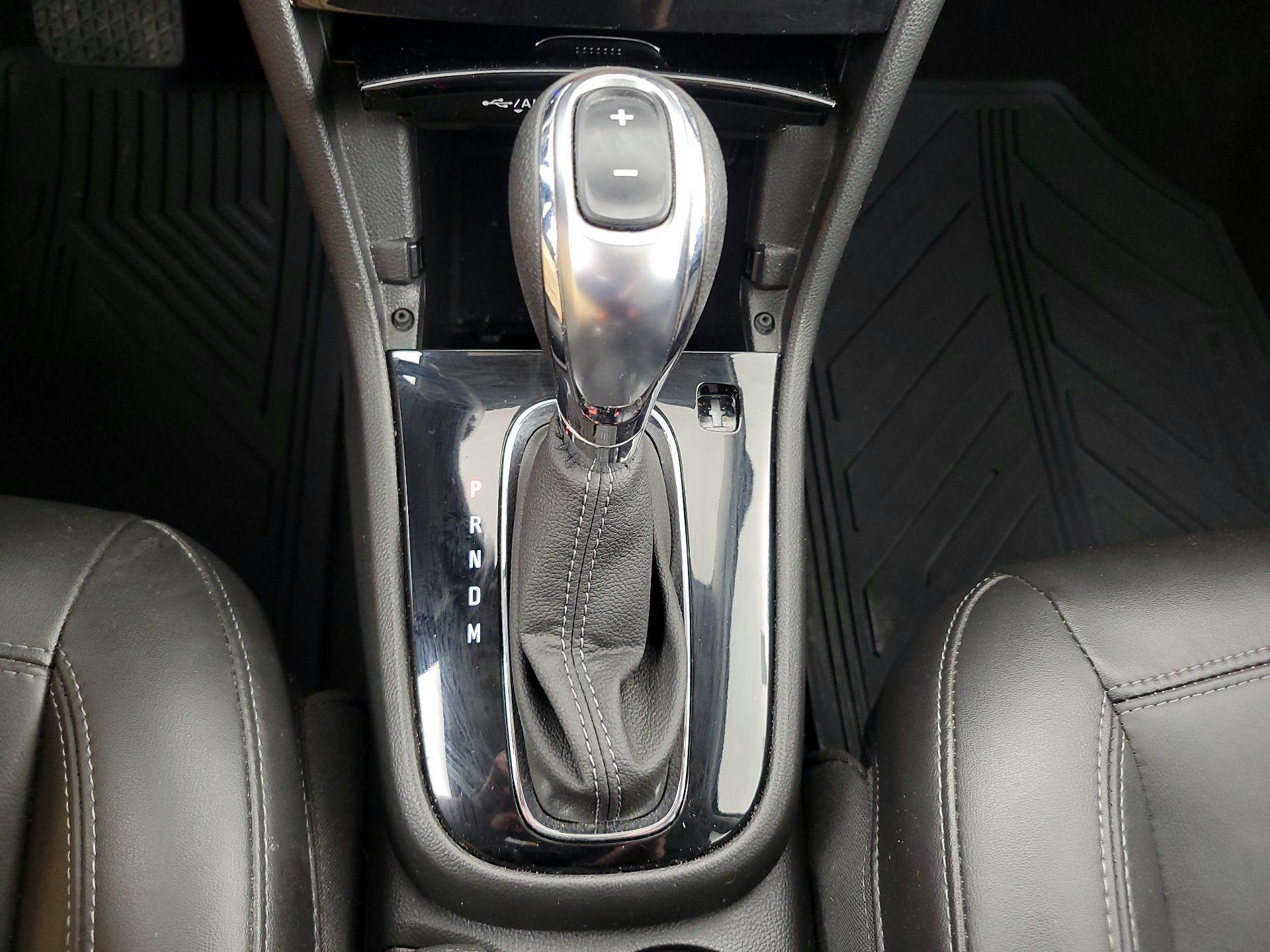 Thumbnail: 2018 Buick Encore - 18
