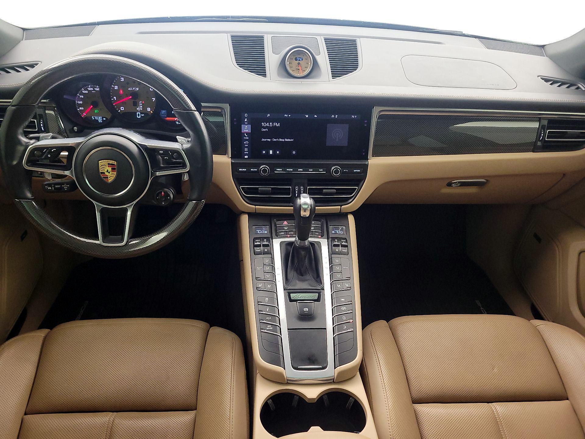 Thumbnail: 2021 Porsche Macan - 9