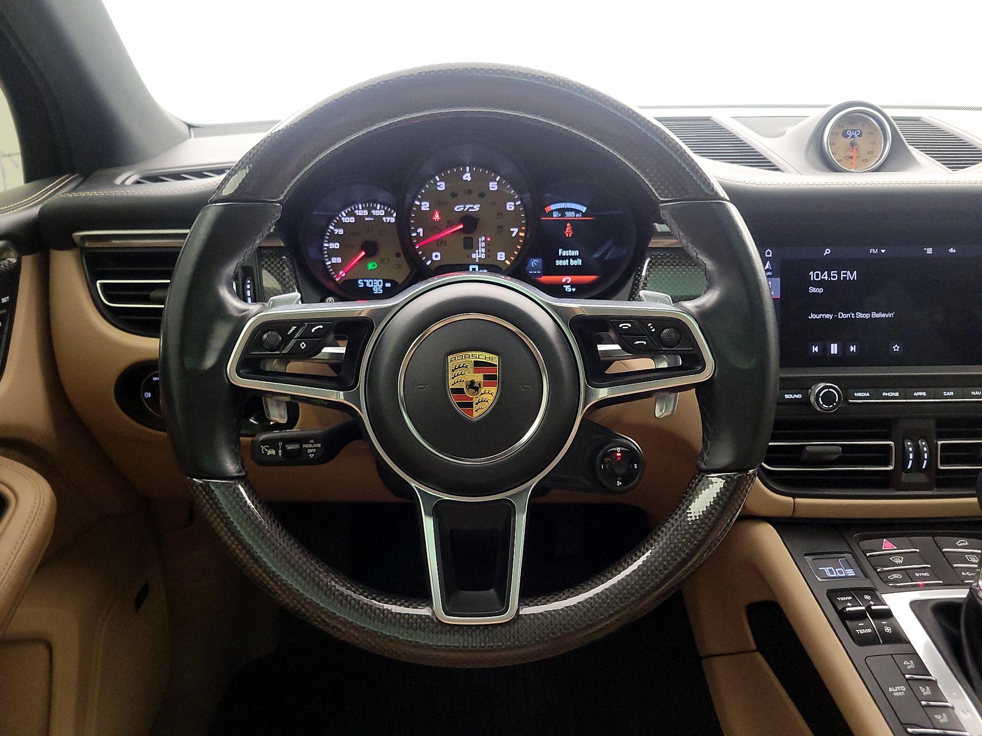 Thumbnail: 2021 Porsche Macan - 10