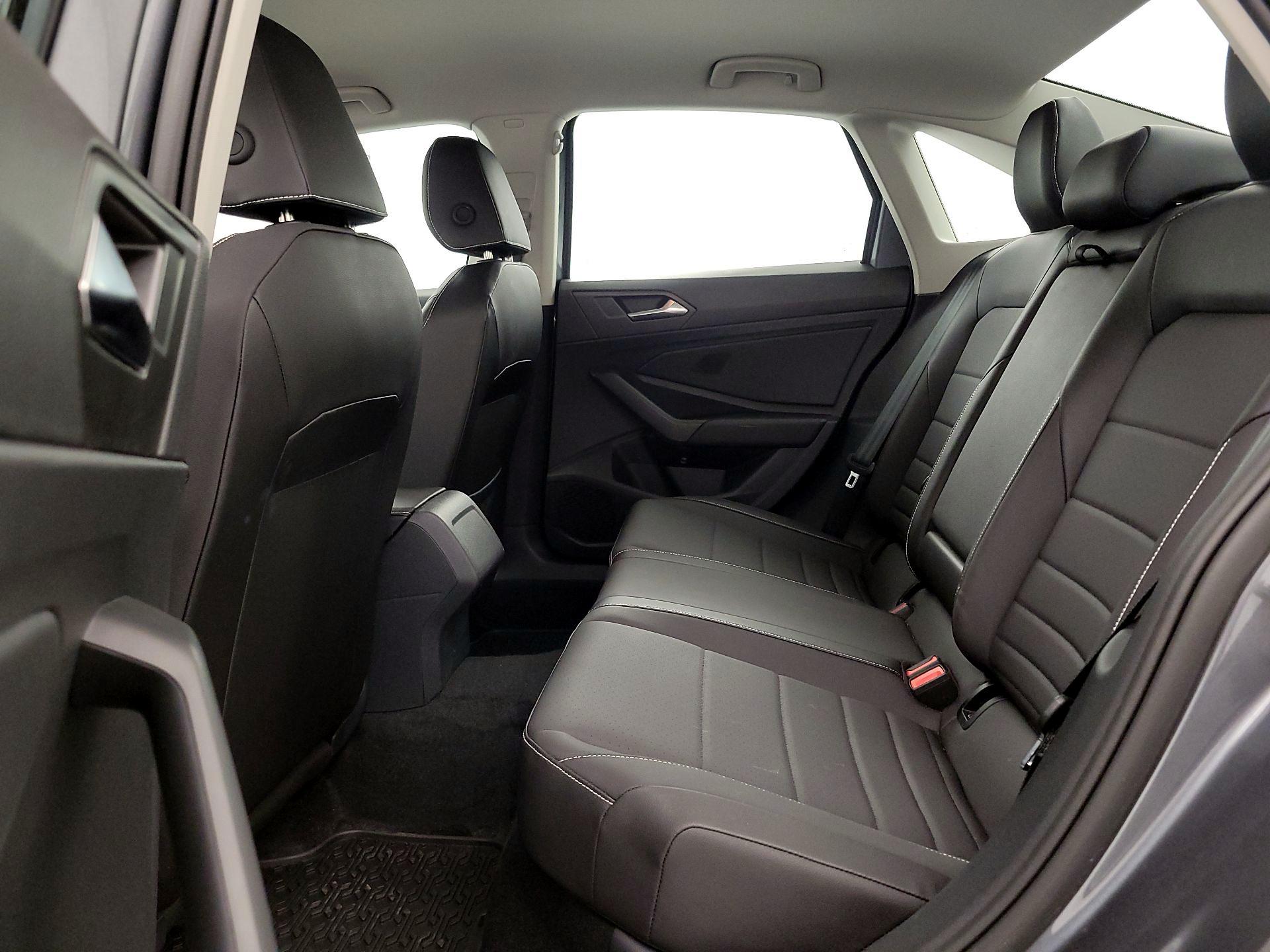 Thumbnail: 2023 Volkswagen Jetta - 19