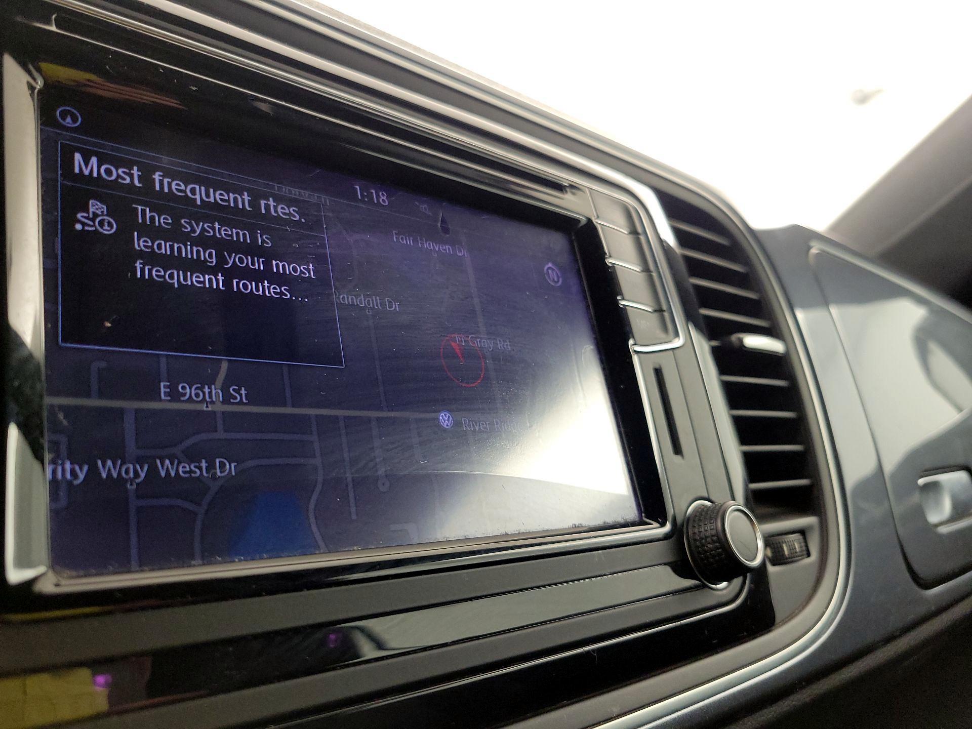 Thumbnail: 2017 Volkswagen Beetle - 14