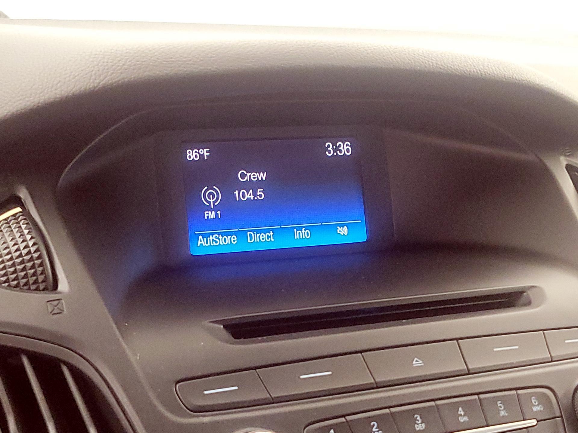 Thumbnail: 2015 Ford Focus - 15