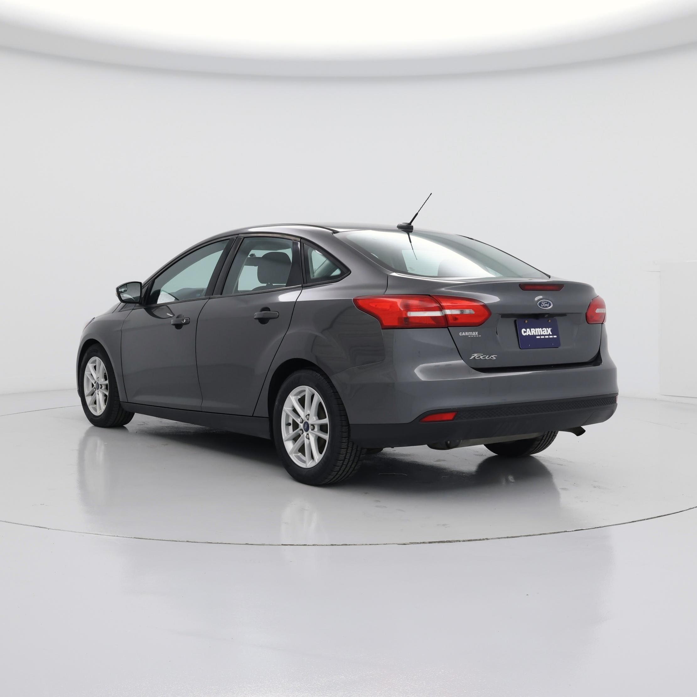 Thumbnail: 2015 Ford Focus - 2