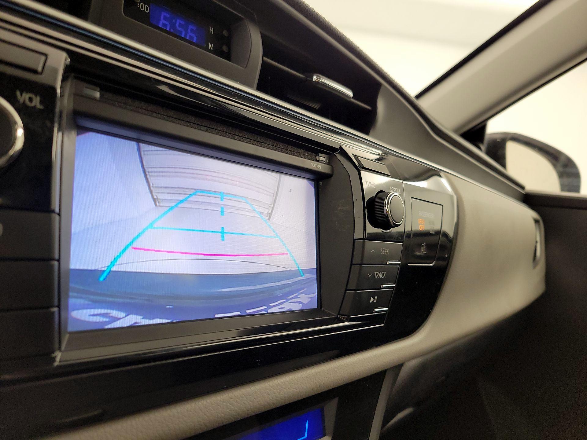 Thumbnail: 2015 Toyota Corolla - 14