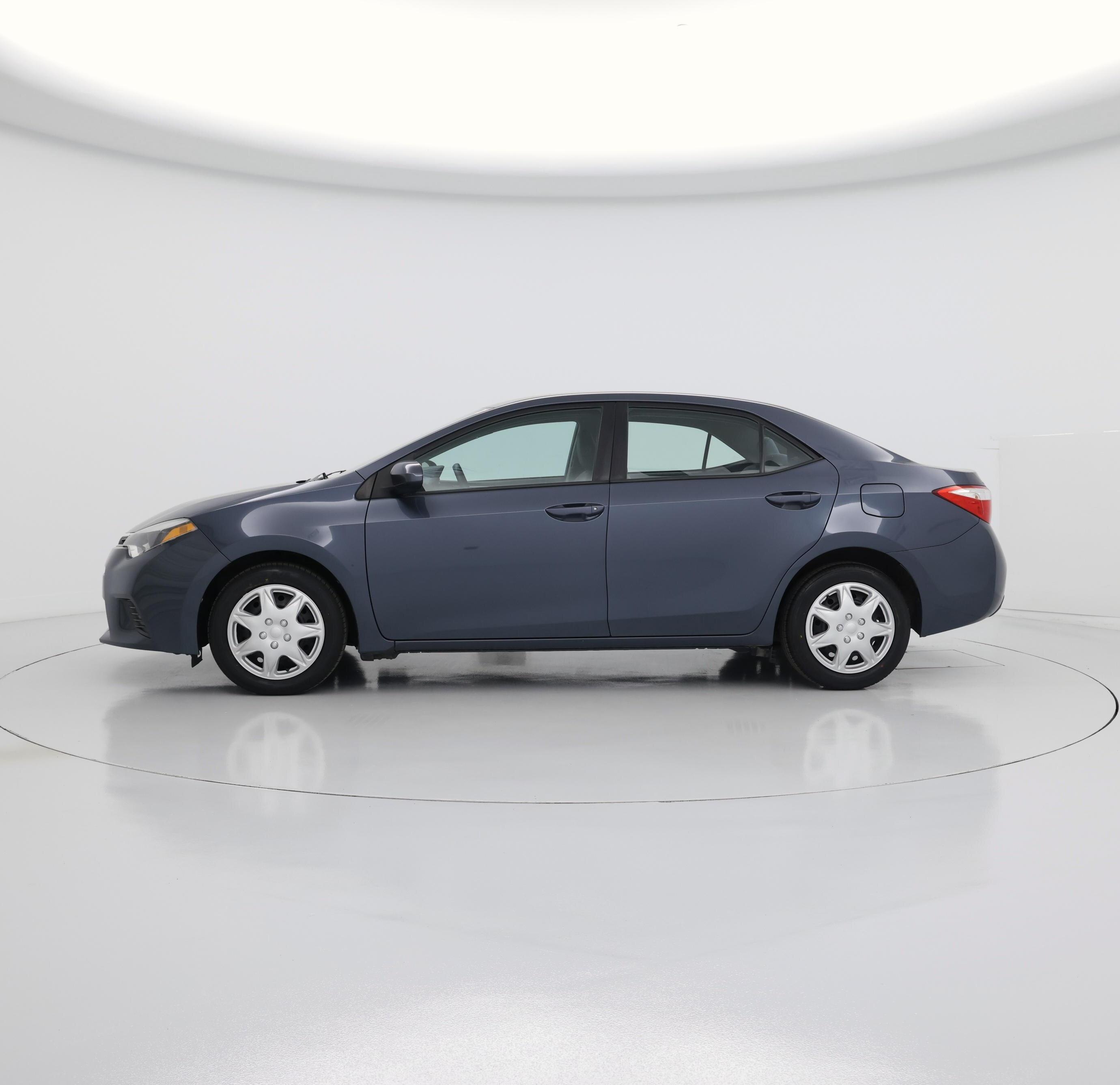 Thumbnail: 2015 Toyota Corolla - 3