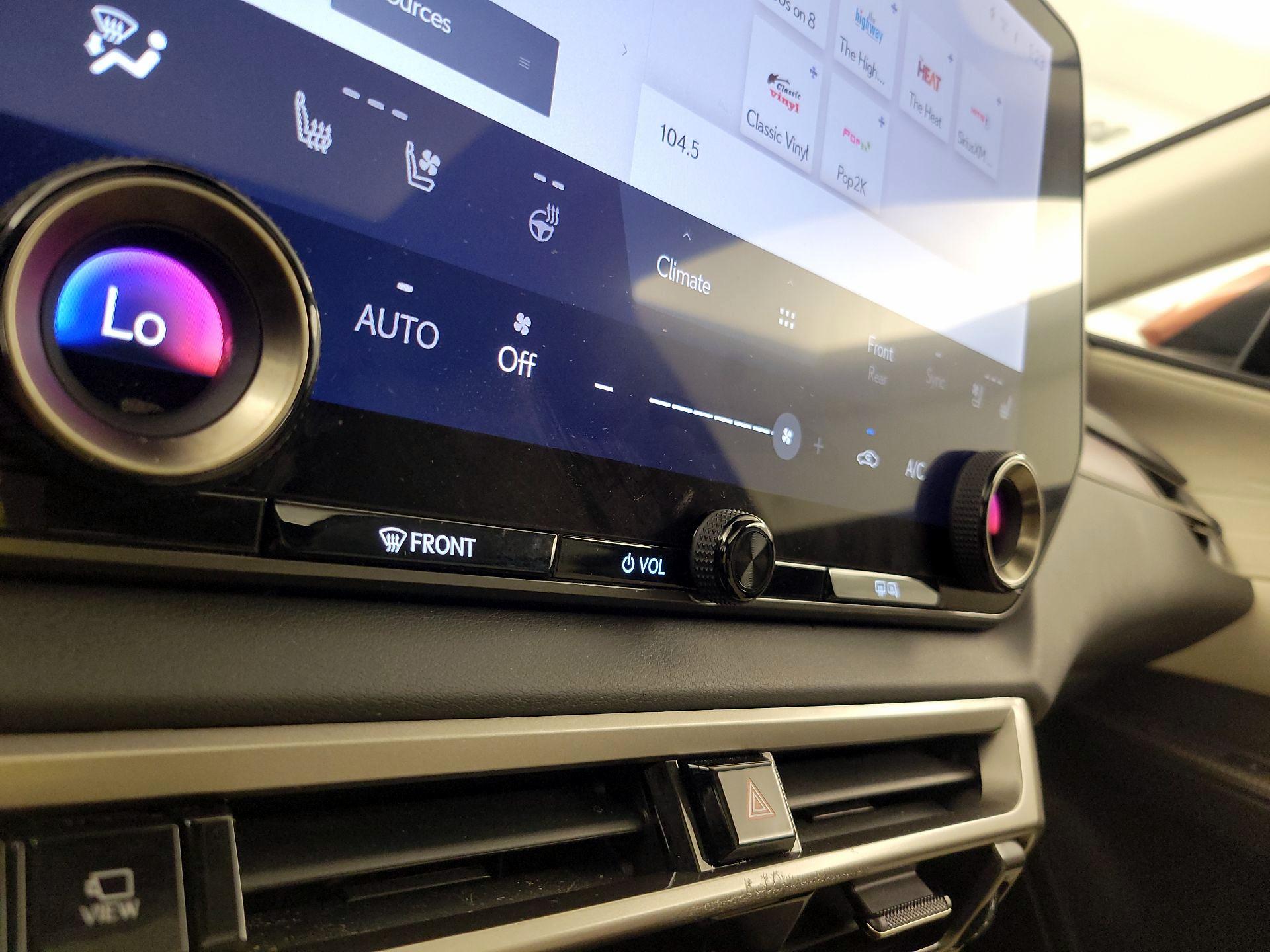 Thumbnail: 2023 Lexus RX - 16