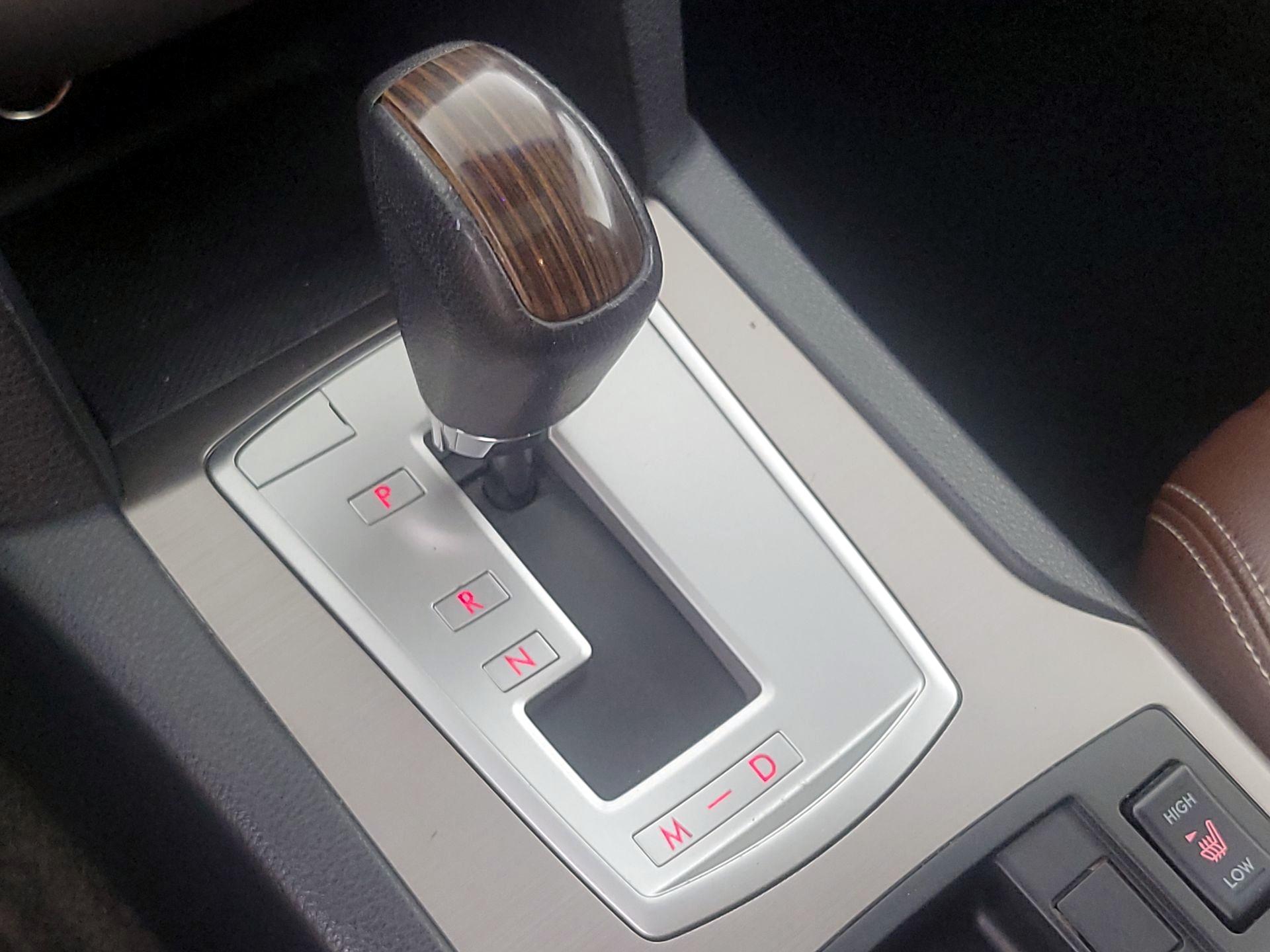 Thumbnail: 2014 Subaru Outback - 18