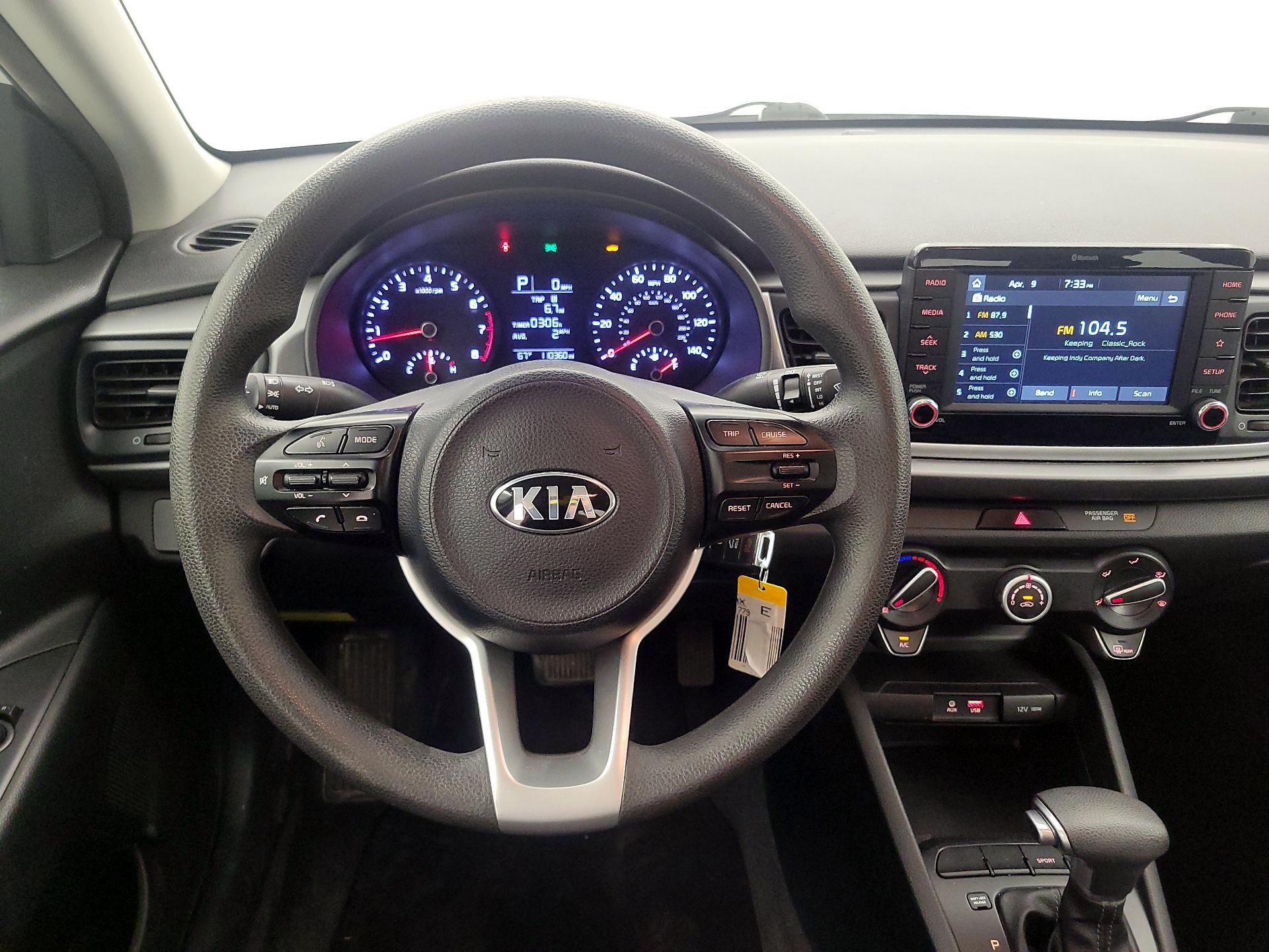 Thumbnail: 2019 Kia Rio - 10