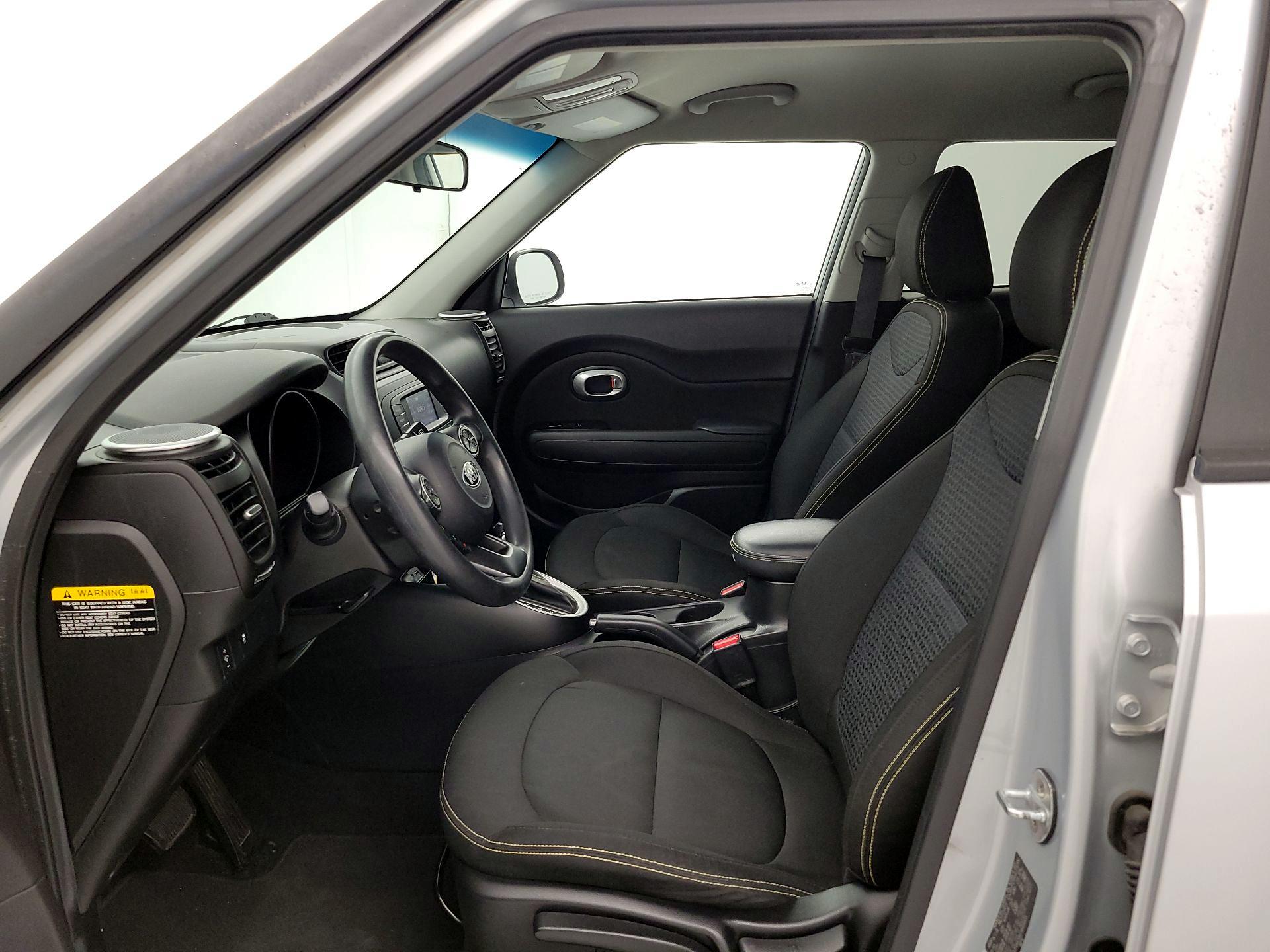 Thumbnail: 2016 Kia Soul - 11