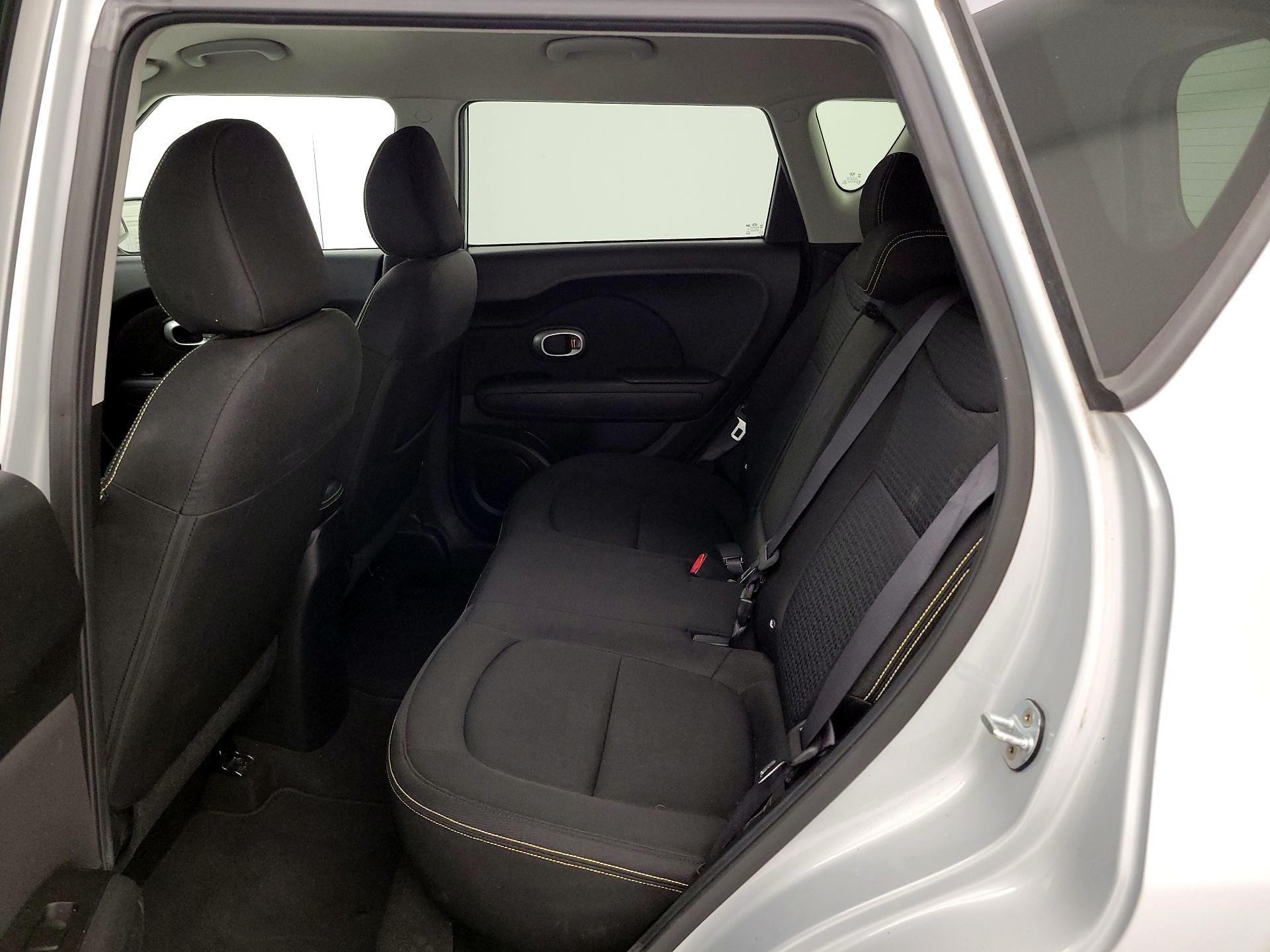 Thumbnail: 2016 Kia Soul - 19