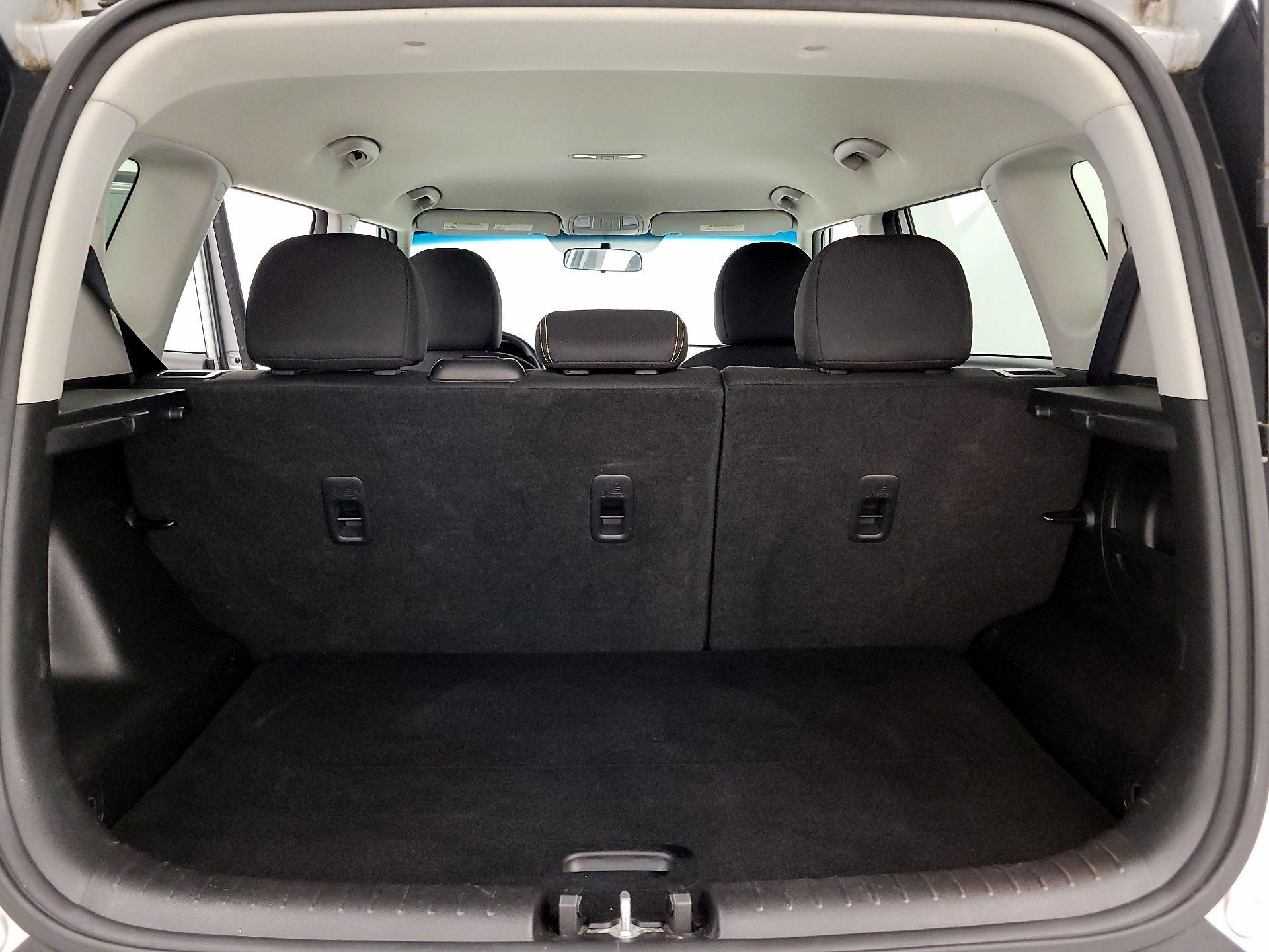 Thumbnail: 2016 Kia Soul - 20