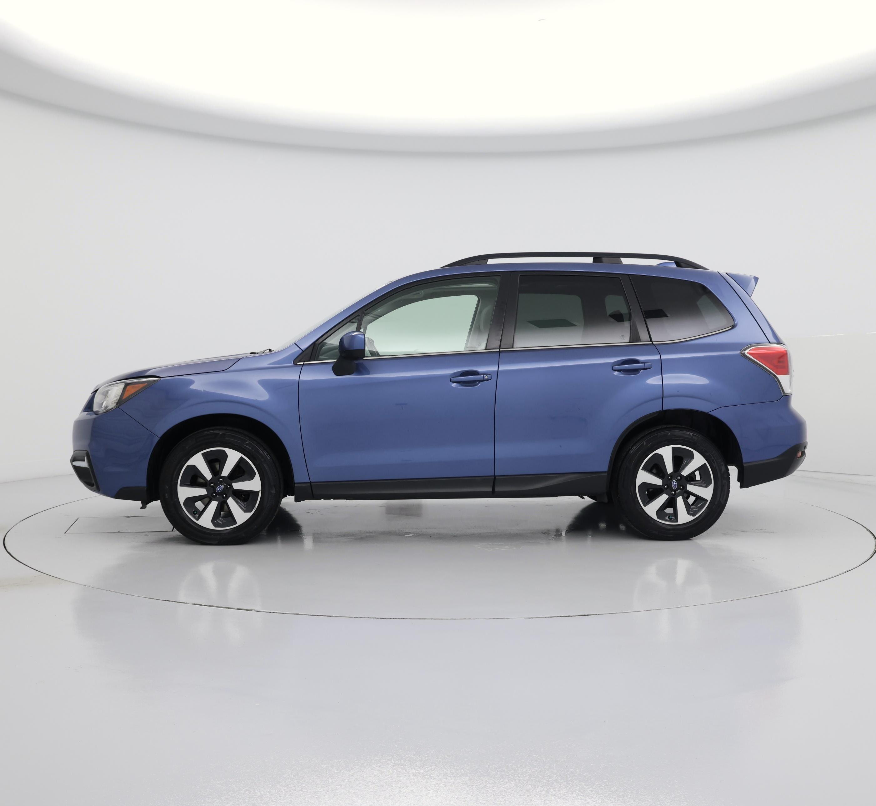 Thumbnail: 2018 Subaru Forester - 3