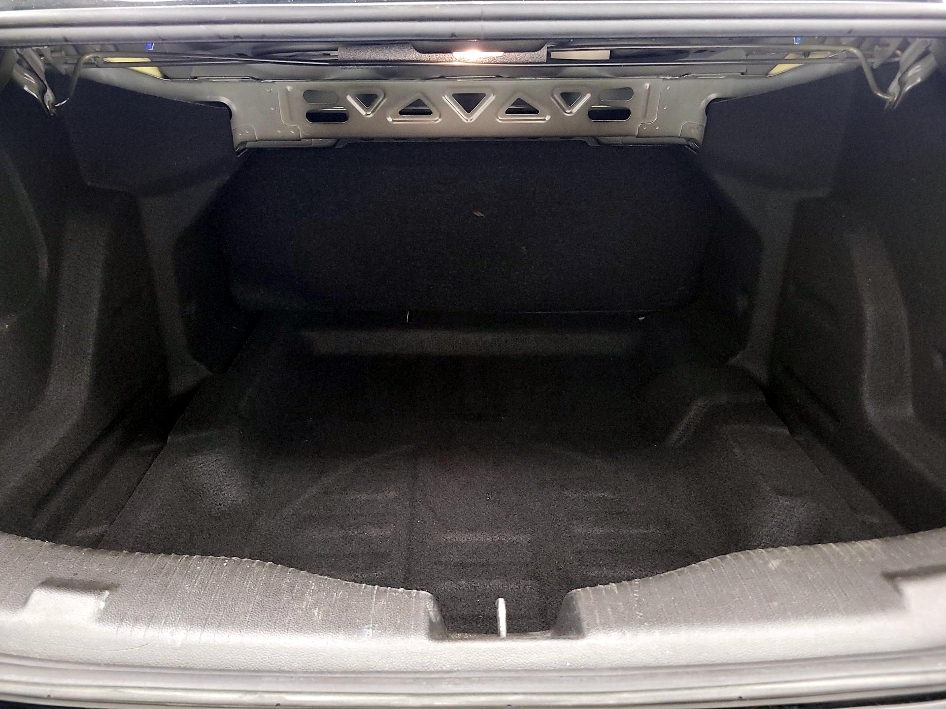 Thumbnail: 2017 Chevrolet Cruze - 20