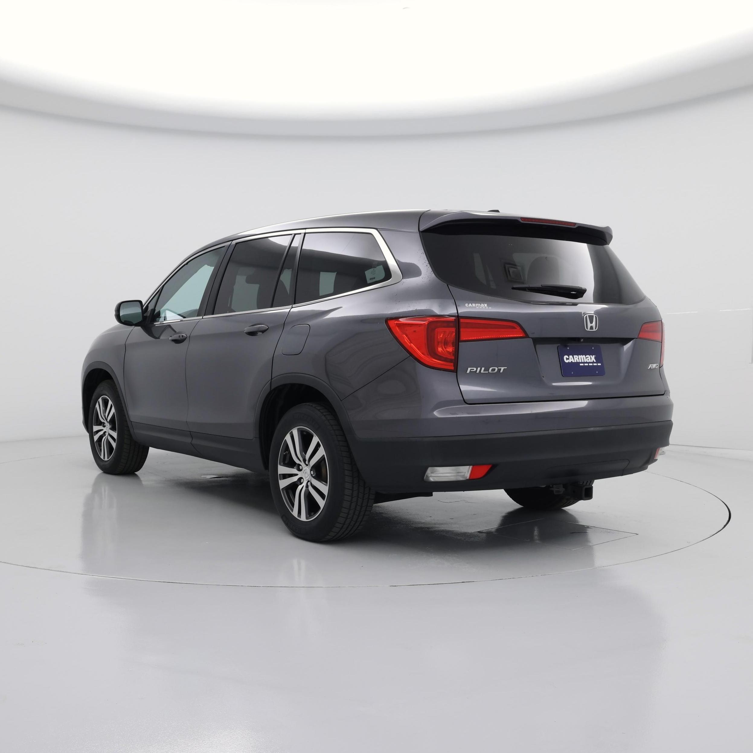 Thumbnail: 2016 Honda Pilot - 2