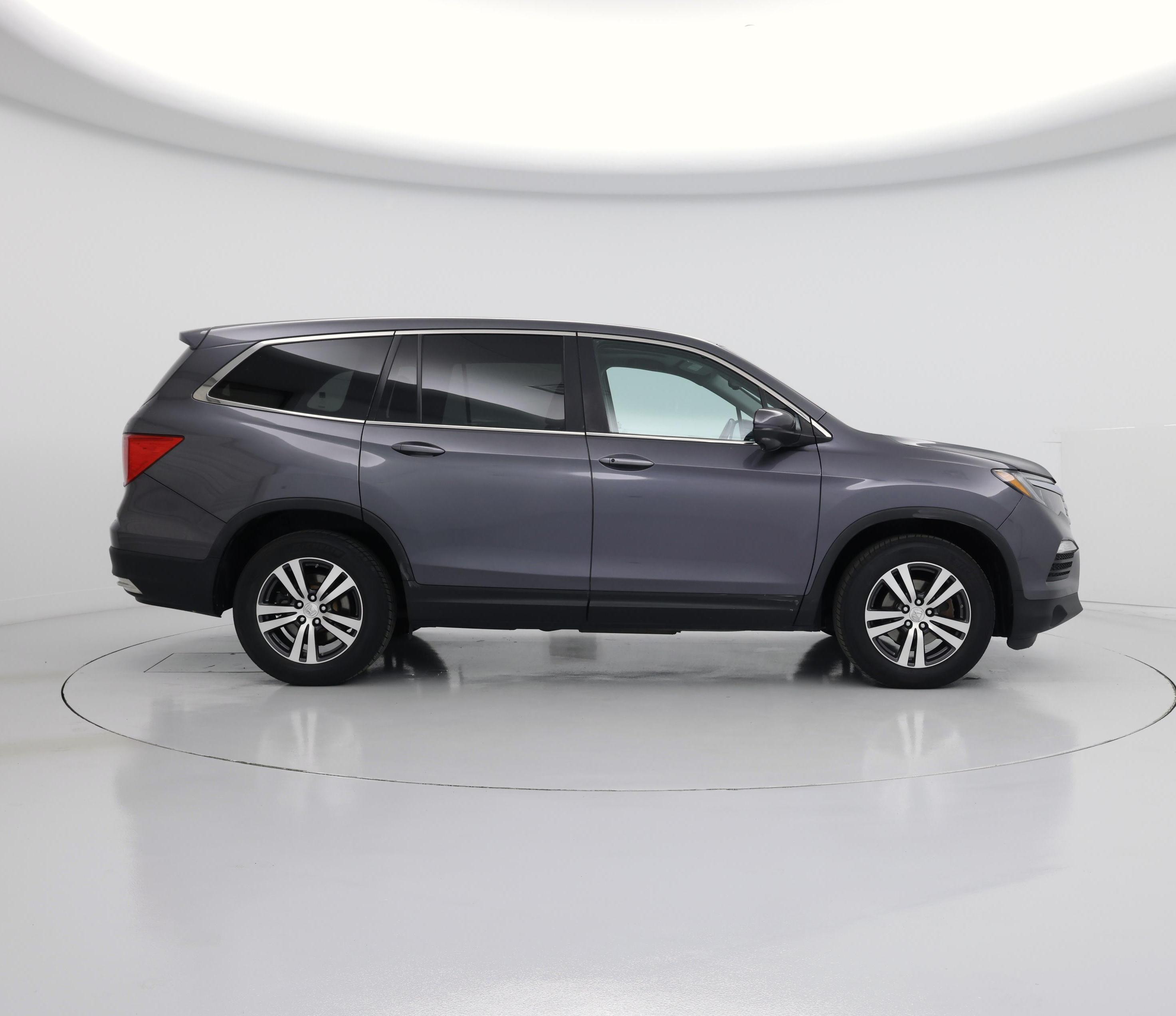 Thumbnail: 2016 Honda Pilot - 7