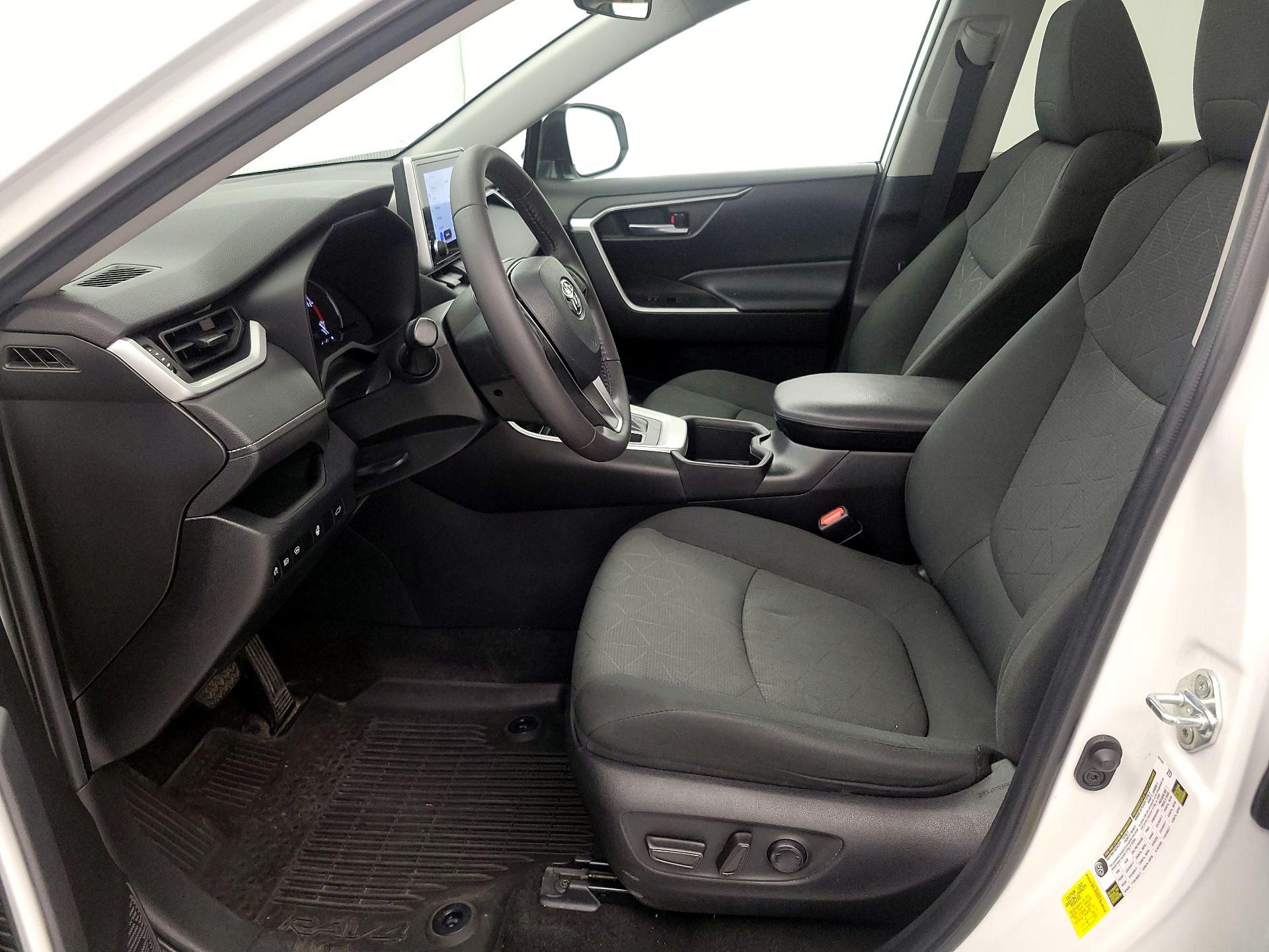 Thumbnail: 2023 Toyota RAV4 - 11