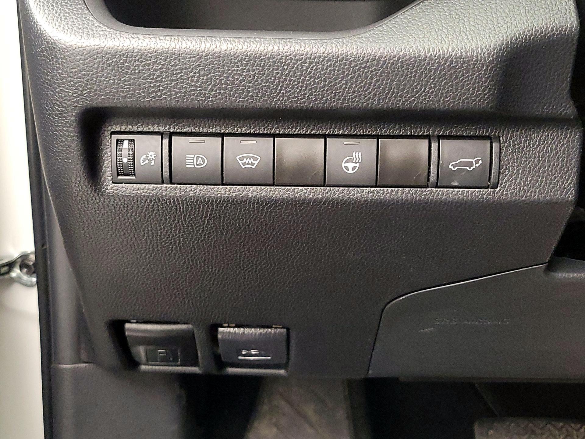 Thumbnail: 2023 Toyota RAV4 - 13