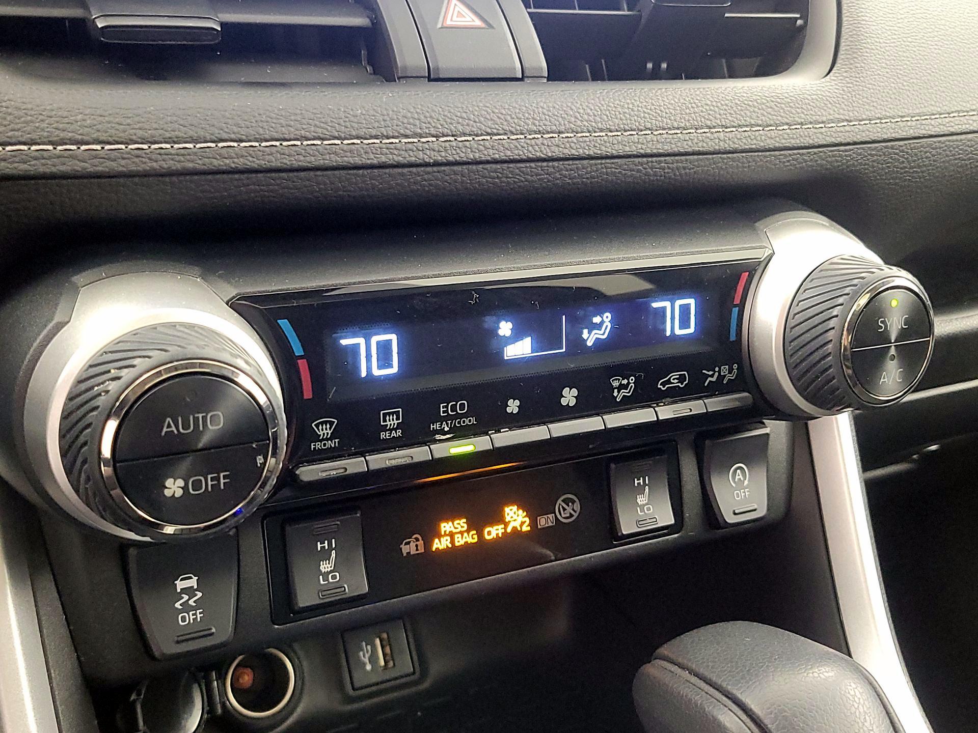 Thumbnail: 2023 Toyota RAV4 - 16