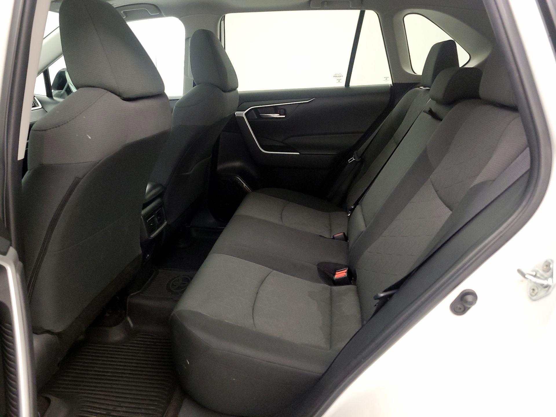 Thumbnail: 2023 Toyota RAV4 - 20