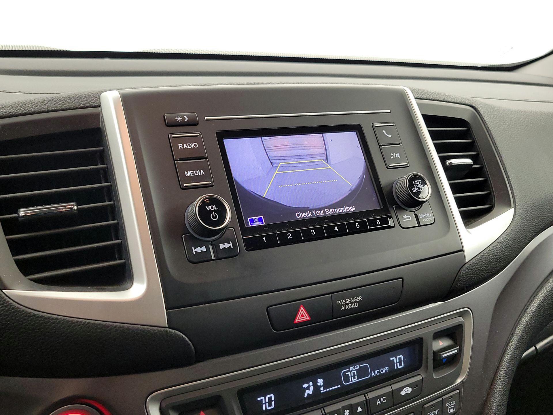 Thumbnail: 2019 Honda Ridgeline - 14